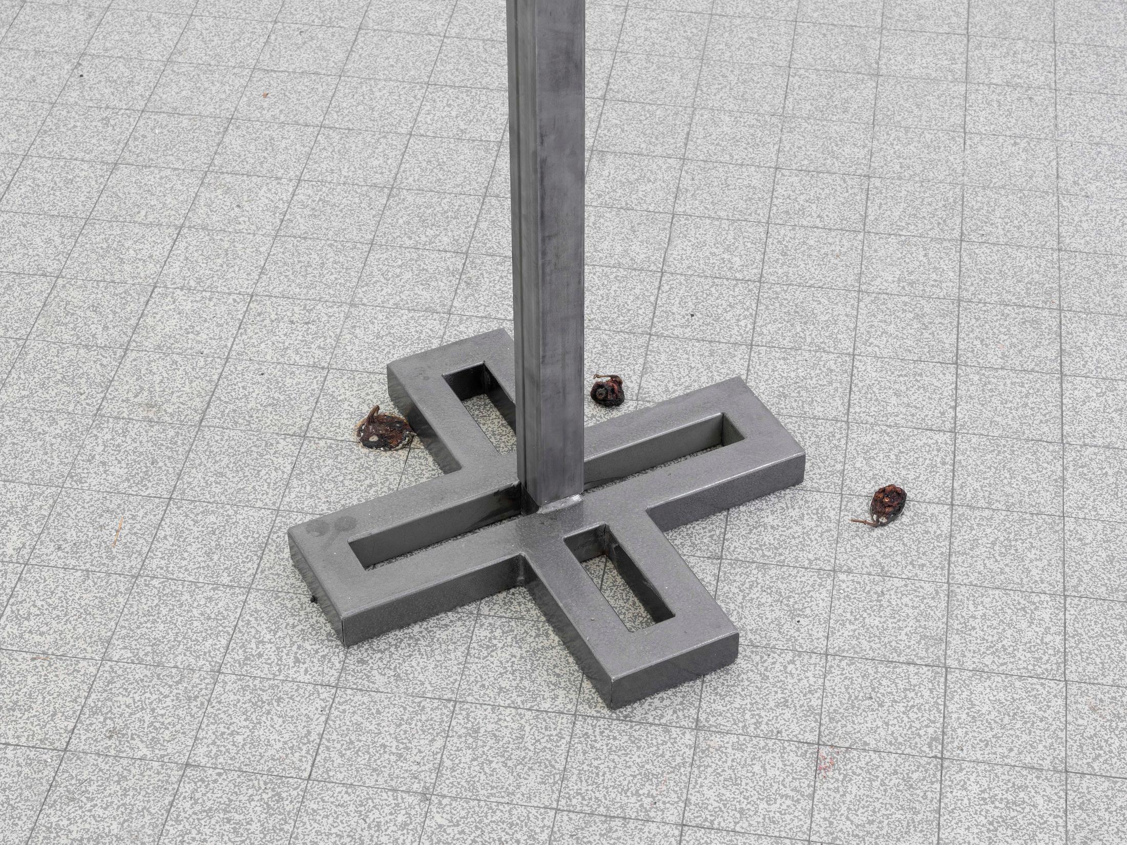 Exhibition View Groupshow «Hatch» at Truth and Consequences, Geneva / Photo: Julien Gremaud / Courtesy: the artist and T&C