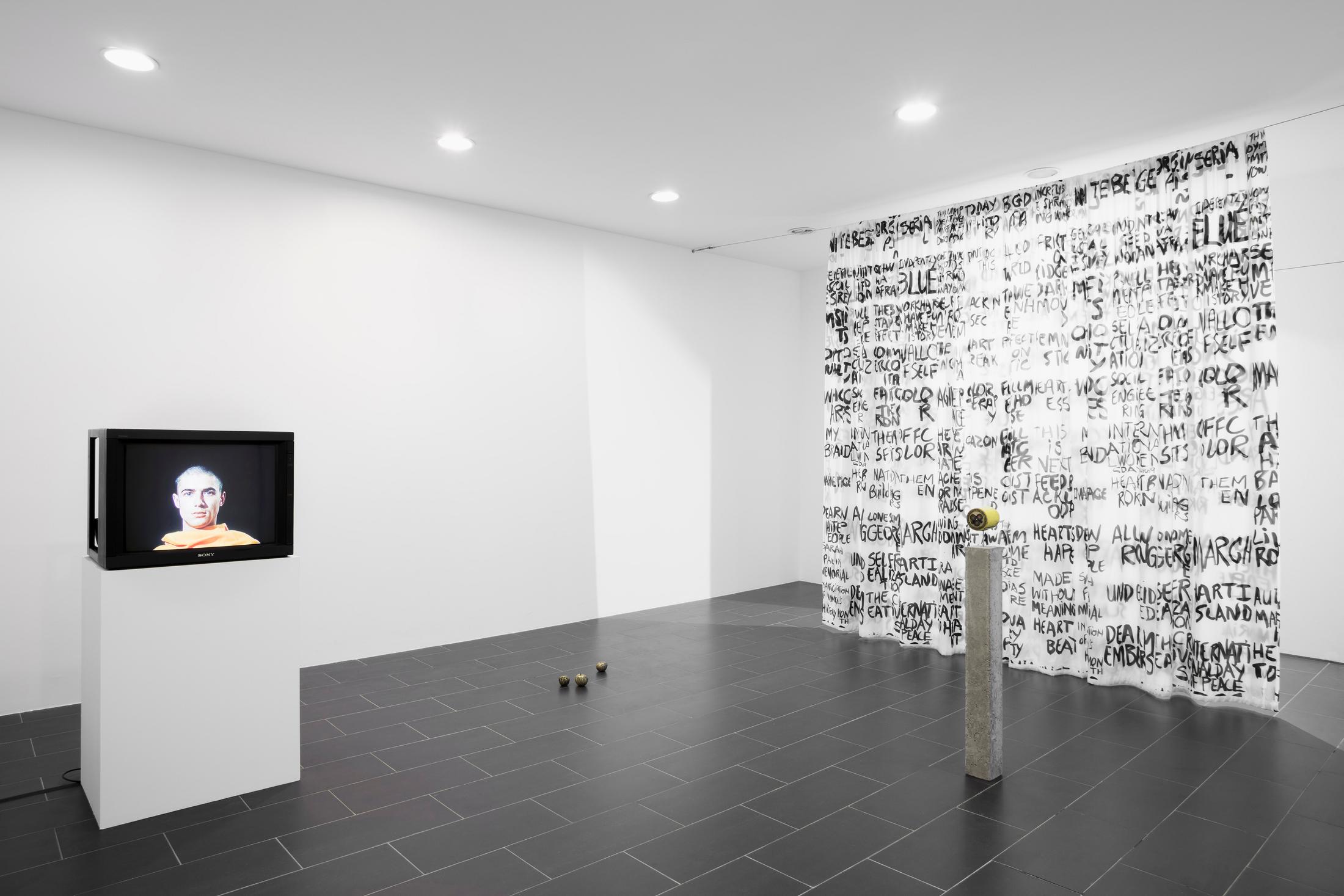 Exhibition View Groupshow «Hunter Of Worlds / view on John Smith, Om (1986); Alan Schmalz, Speed syndrom society and s*** (2018), detail; Rochelle Feinstein, Ear to the Ground (2017); Nina Canell, Brief Syllable (Tripled) (2018)» at SALTS, Birsfelden / Photo: Gunnar Meier / Courtesy: the artist and SALTS