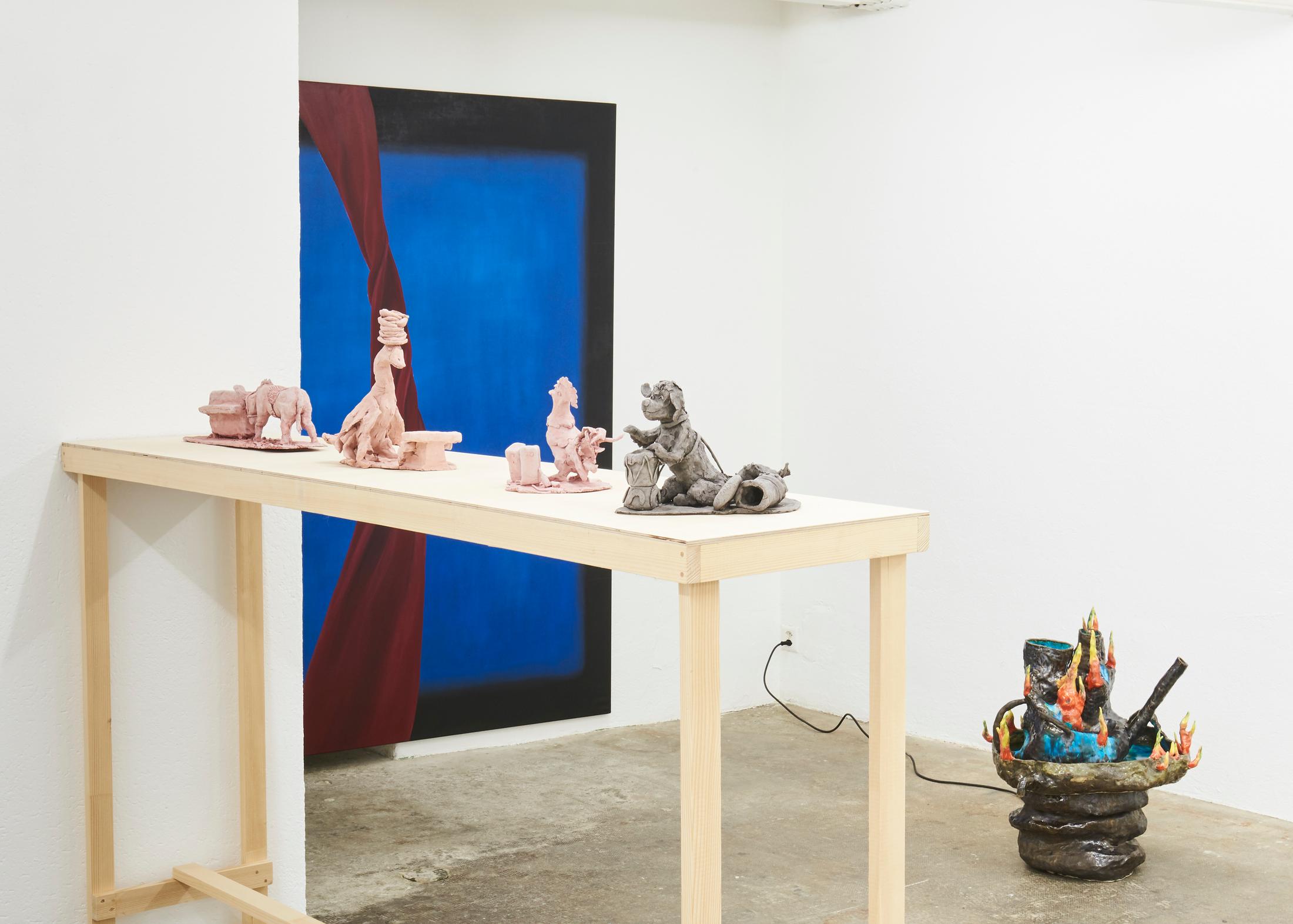 Exhibition View Groupshow «If it's Conceivable it's Possible» with Marilou Bal, Mathieu Dafflon, Anna Diehl, Séverine Heizmann, Maya Hottarek, Matthias Liechti, Ivan Mitrovic, Raphael Stucky and Cassidy Toner at WallRiss, Fribourg / Photo: Guillaume Baeriswyl