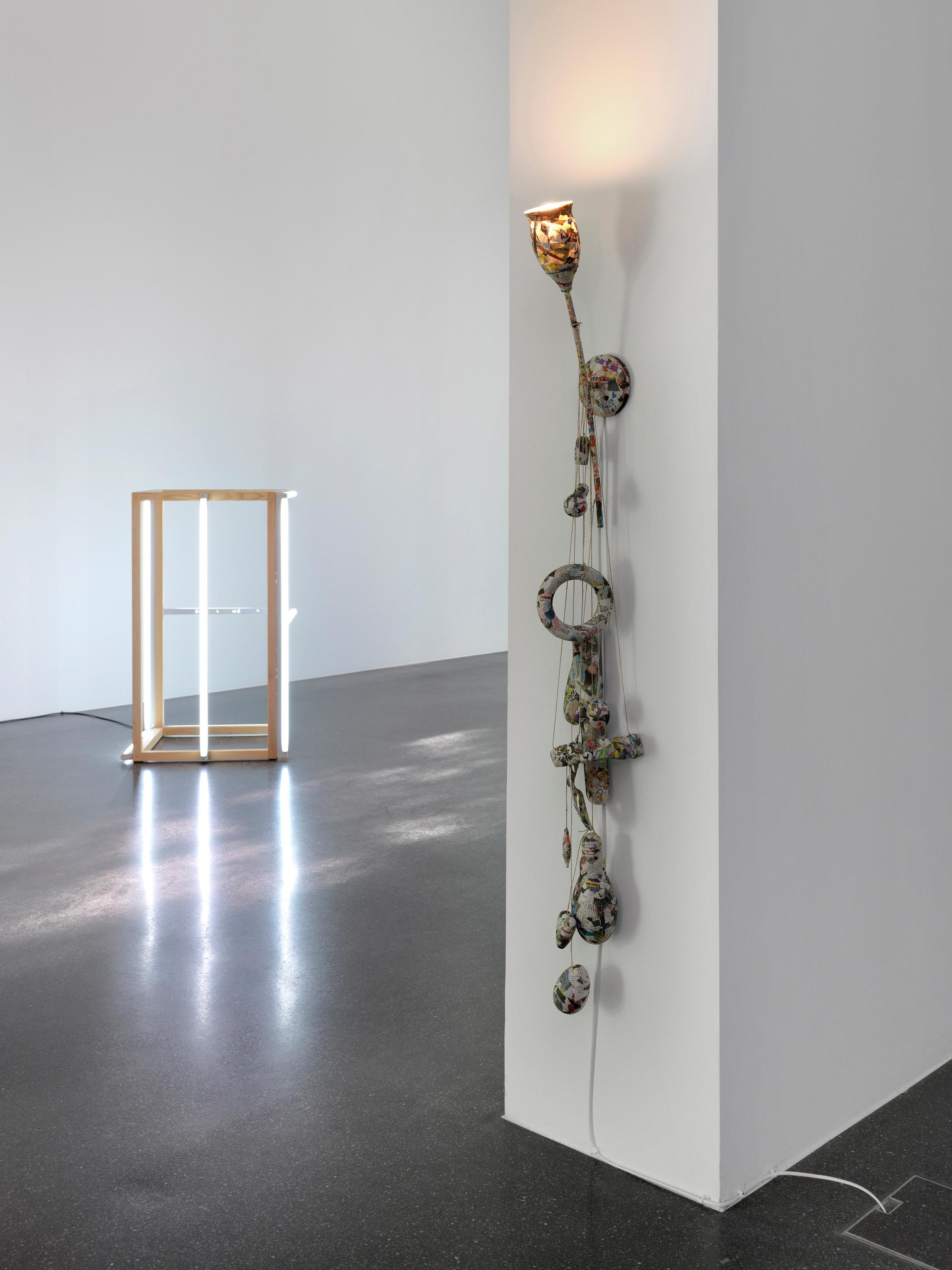 Exhibition View Groupshow «Lampen» at Galerie Francesca Pia, Zurich, 2018 / Photo: Annik Wetter / Courtesy: the artists and Galerie Francesca Pia