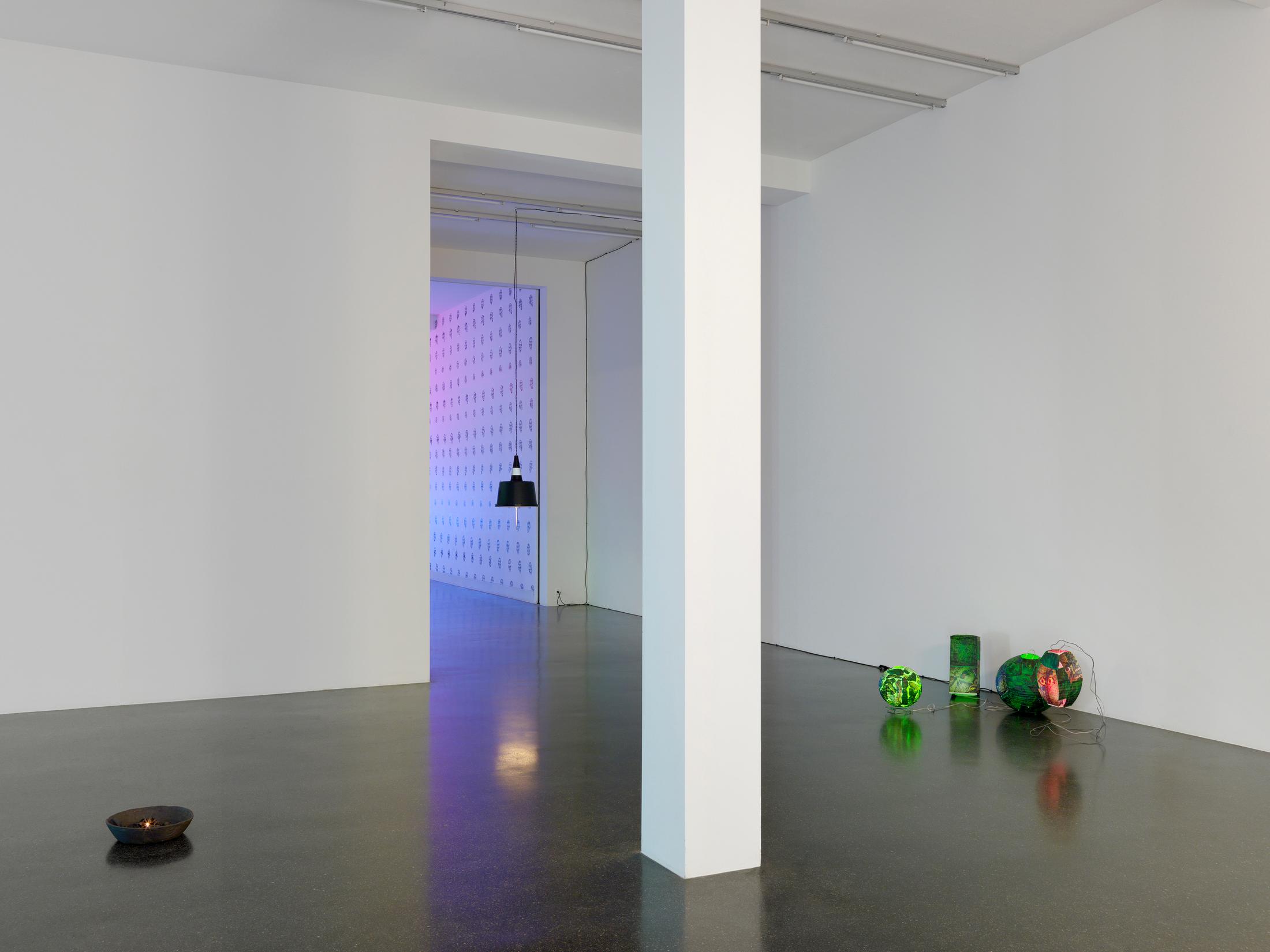 Exhibition View Groupshow «Lampen» at Galerie Francesca Pia, Zurich, 2018 / Photo: Annik Wetter / Courtesy: the artists and Galerie Francesca Pia