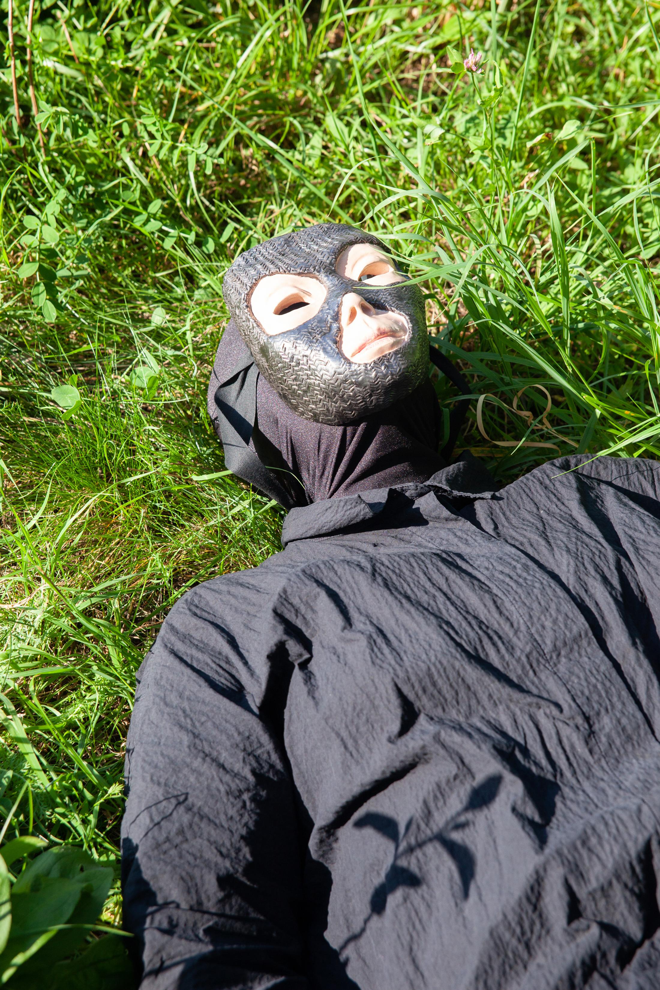 Exhibition View Groupshow «Modern Nature – an hommage to Derek Jarman; view on Julie Monot, Invoke to Evoke (2019)» at La Becque, La Tour-de-Peilz, 2019 / Photo: © Diana Martin / Courtesy: the artist and La Becque