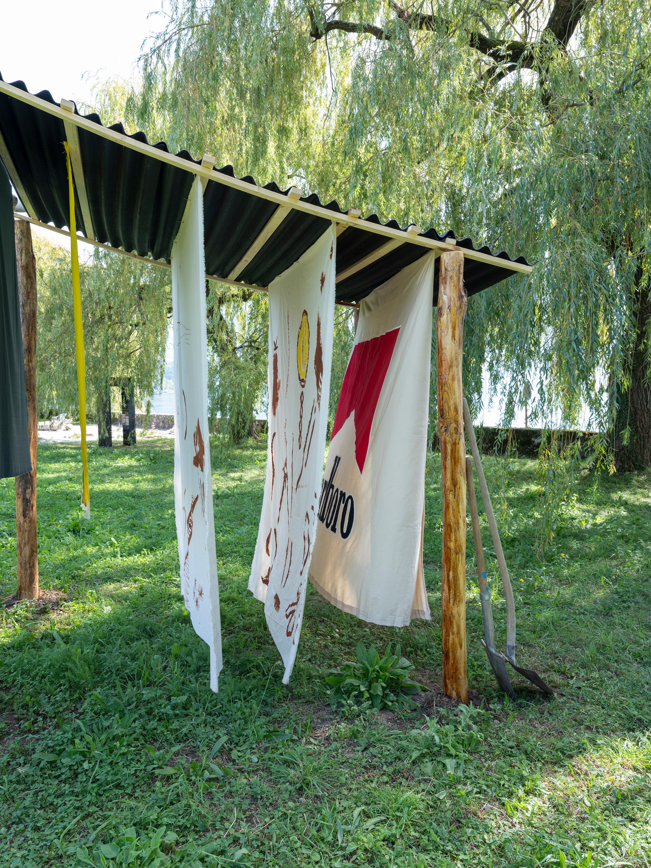 Exhibition View Groupshow «Modern Nature – an hommage to Derek Jarman; view on Garrett Nelson, Desperate Water (2019)» at La Becque, La Tour-de-Peilz, 2019 / Photo: © Julien Gremaud / Courtesy: the artist and La Becque