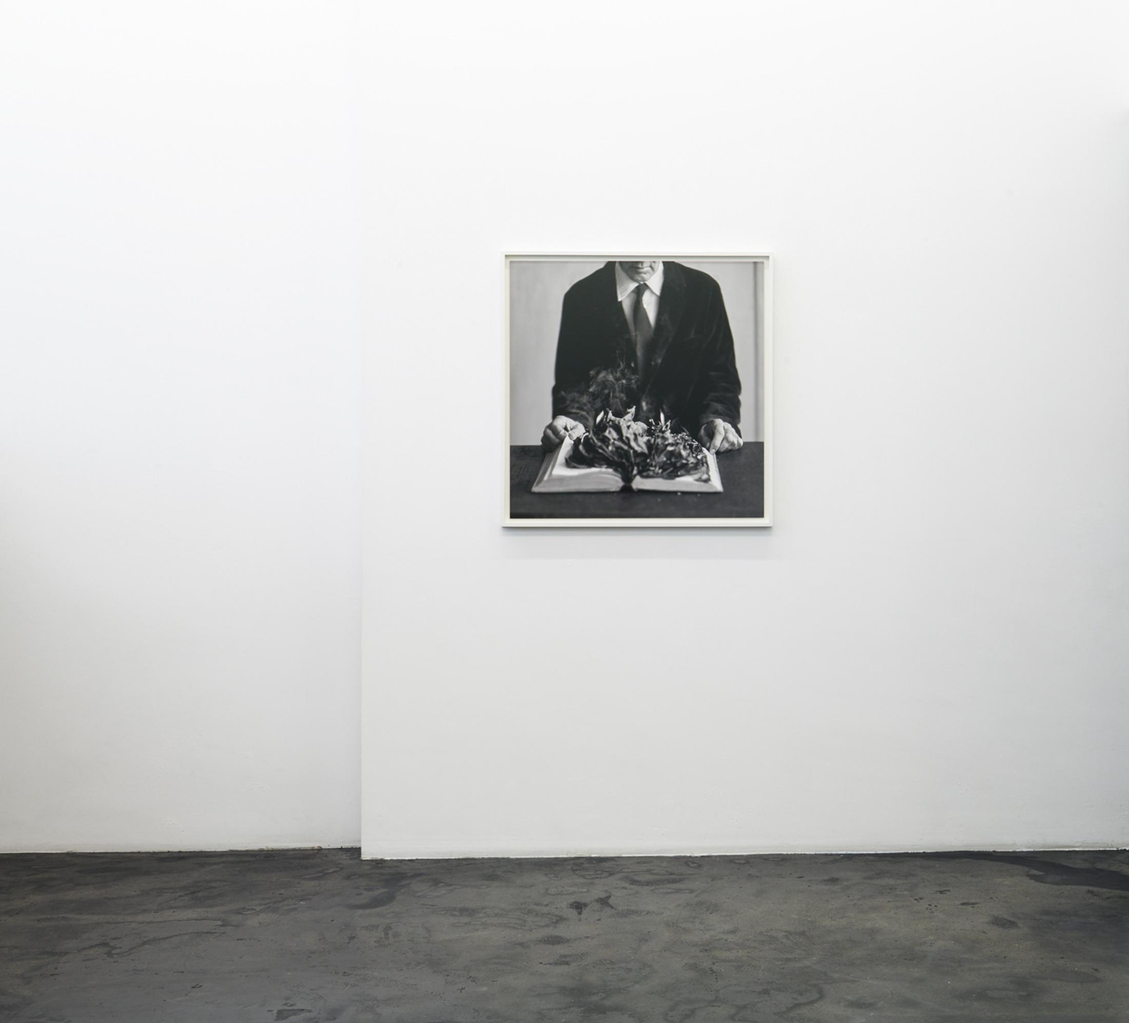 Exhibition View Groupshow «Was erzählt die Romandie?; view on Koka Ramishvili, Reader, 2018» with Alfredo Aceto, Mohamed Almusibli, Maxime Bondu, Claire van Lubeek, Flora Mottini, Philémon Otth, Gina Proenza, Koka Ramishvili, Real Madrid, Anne Rochat, Denis Savary, Gaia Vincensini at Häusler Contemporary, Zurich, 2019 / Photo: Mischa Scherrer / Courtesy: the artists and Häusler Contemporary