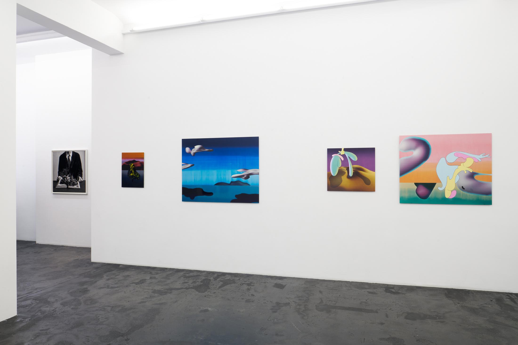 Exhibition View Groupshow «Was erzählt die Romandie?» with Alfredo Aceto, Mohamed Almusibli, Maxime Bondu, Claire van Lubeek, Flora Mottini, Philémon Otth, Gina Proenza, Koka Ramishvili, Real Madrid, Anne Rochat, Denis Savary, Gaia Vincensini at Häusler Contemporary, Zurich, 2019 / Photo: Mischa Scherrer / Courtesy: the artists and Häusler Contemporary