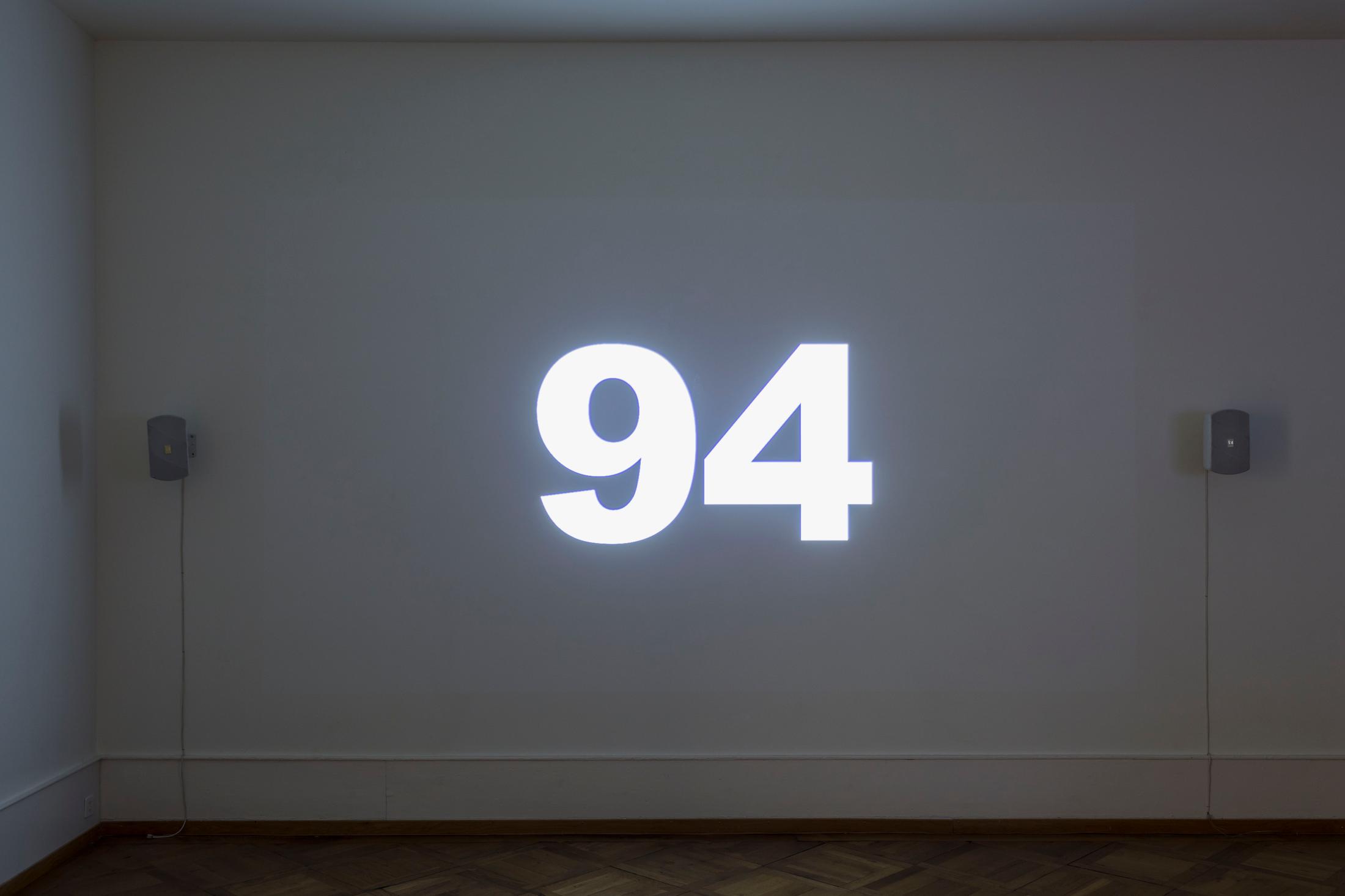 Exhibition View Groupshow «Zeitspuren – The Power of Now with Martin Creed» at PASQUART, Biel/Bienne, 2018 / Photo: Gunnar Meier / Courtesy: the artist and Hauser & Wirth