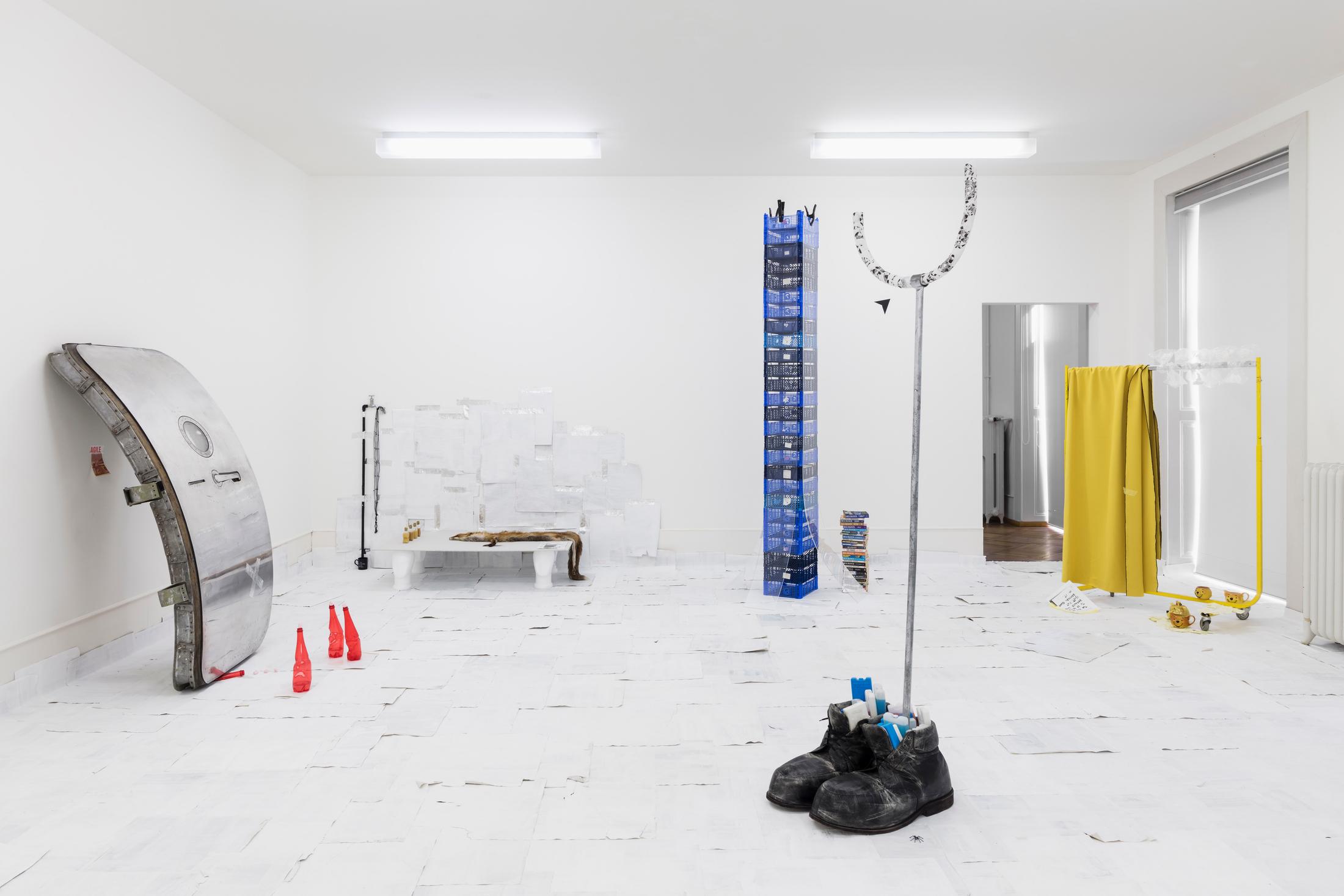 Exhibition View Groupshow «Zeitspuren – The Power of Now with Sophie Jung» at PASQUART, Biel/Bienne, 2018 / Photo: Gunnar Meier / Courtesy: the artist