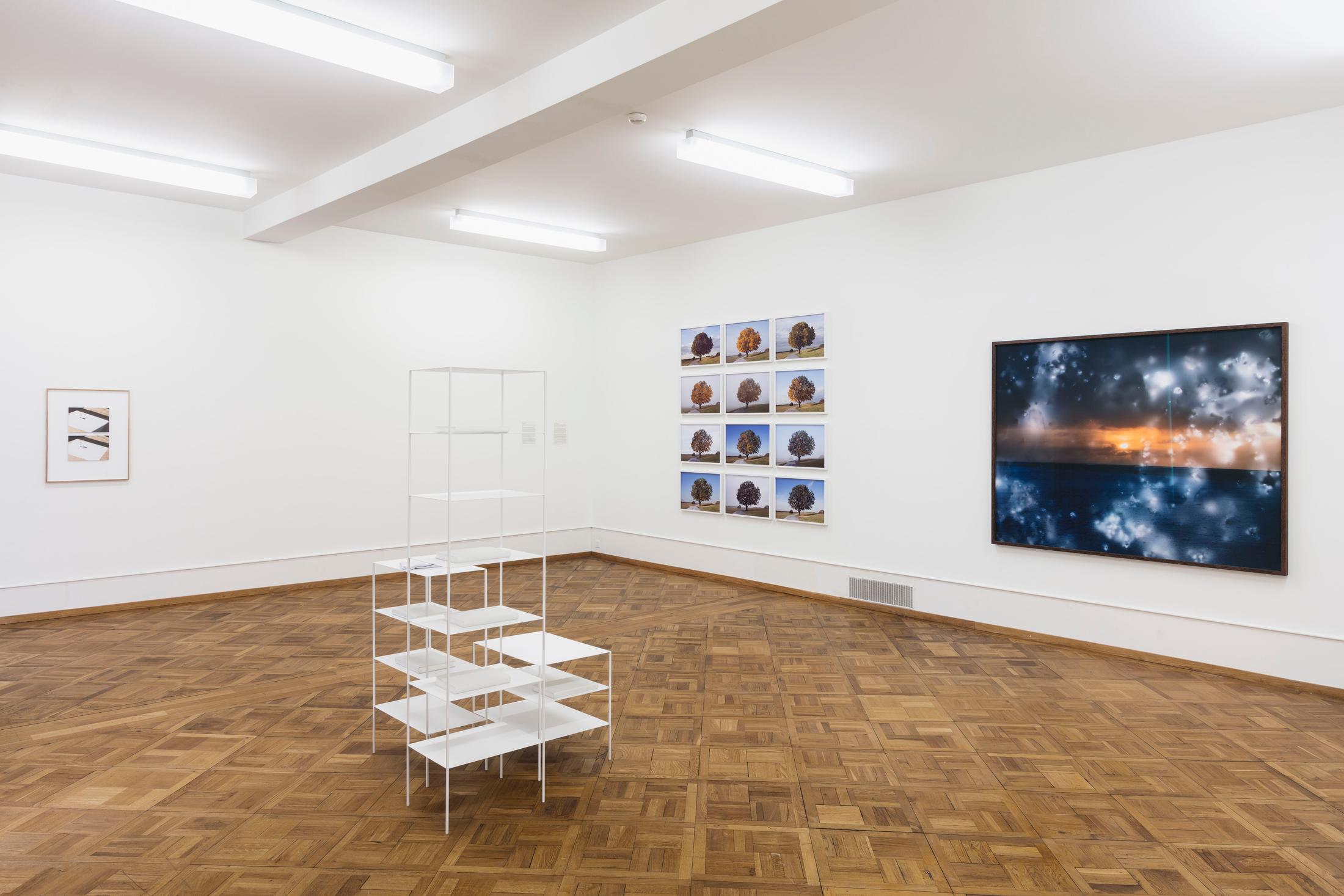 Exhibition View Groupshow «Zeitspuren – The Power of Now» at PASQUART, Biel/Bienne, 2018 / Photo: Gunnar Meier