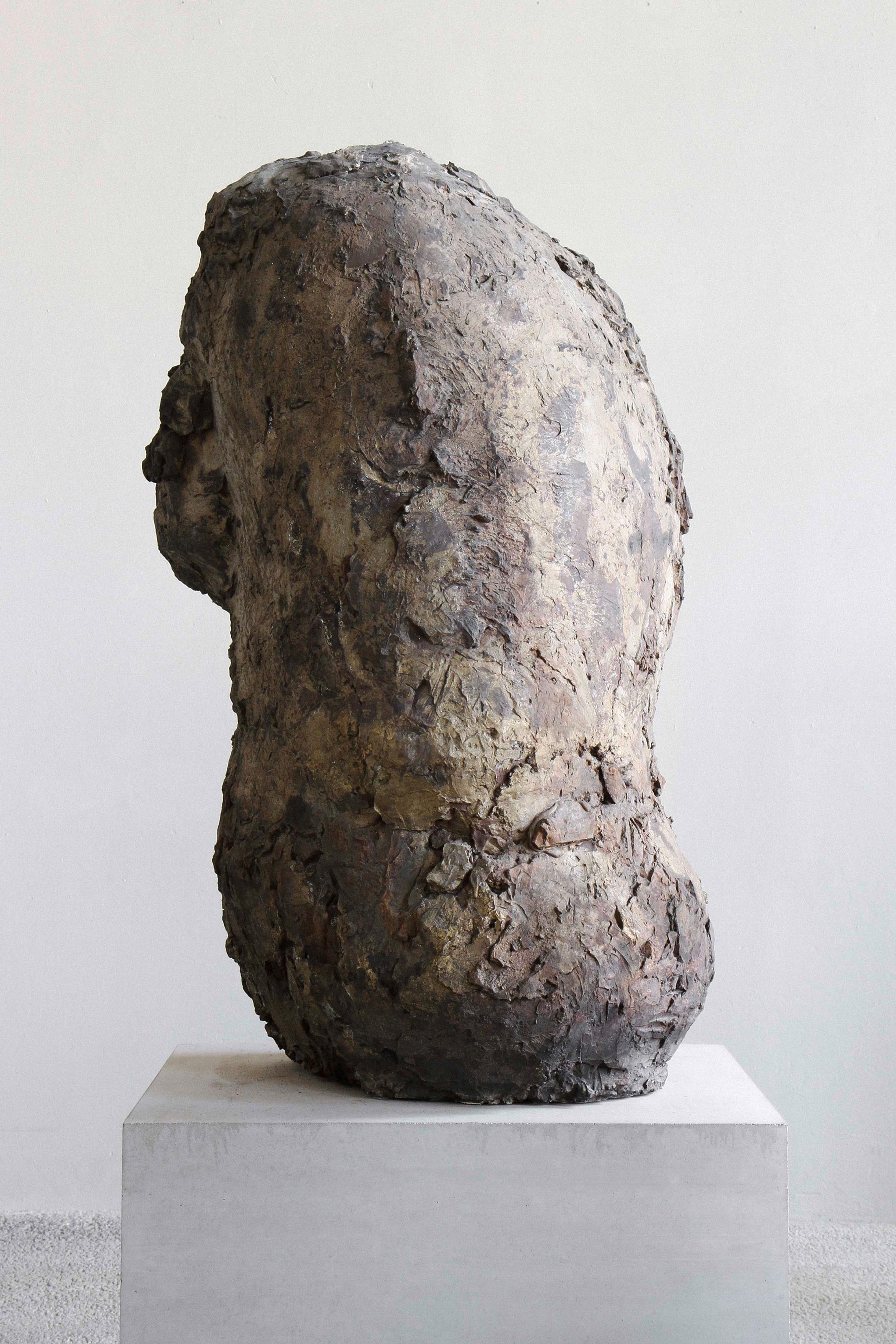 Exhibition View Hans Josephsohn, Solo Show (view on Hans Josephsohn, Untitled, 1995) at MASI Lugano, Lugano, 2020 / Photo: © Studio Pagi / Courtesy: Josephsohn Estate, Kesselhaus Josephsohn/Galerie Felix