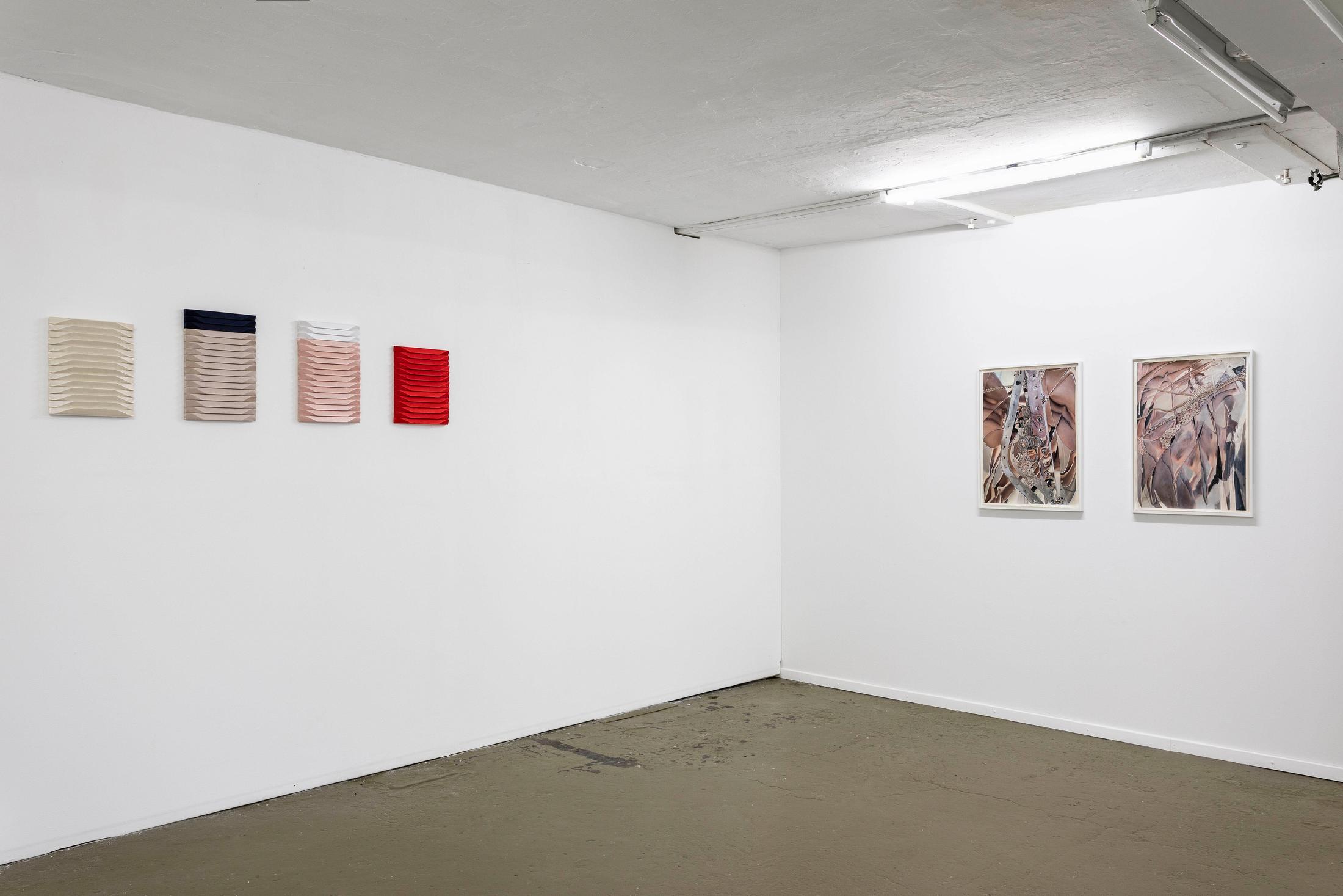 Exhibition View Groupshow «Heavy Satin; view on Roman Gysin, Satin Images (beige, grey, pink, red), 2019 and Manon Wertenbroek, Self-portrait 1 and 2, 2019» at Last Tango, Zurich, 2020 / Photo:  Kilian Bannwart / Courtesy: the artists and Last Tango