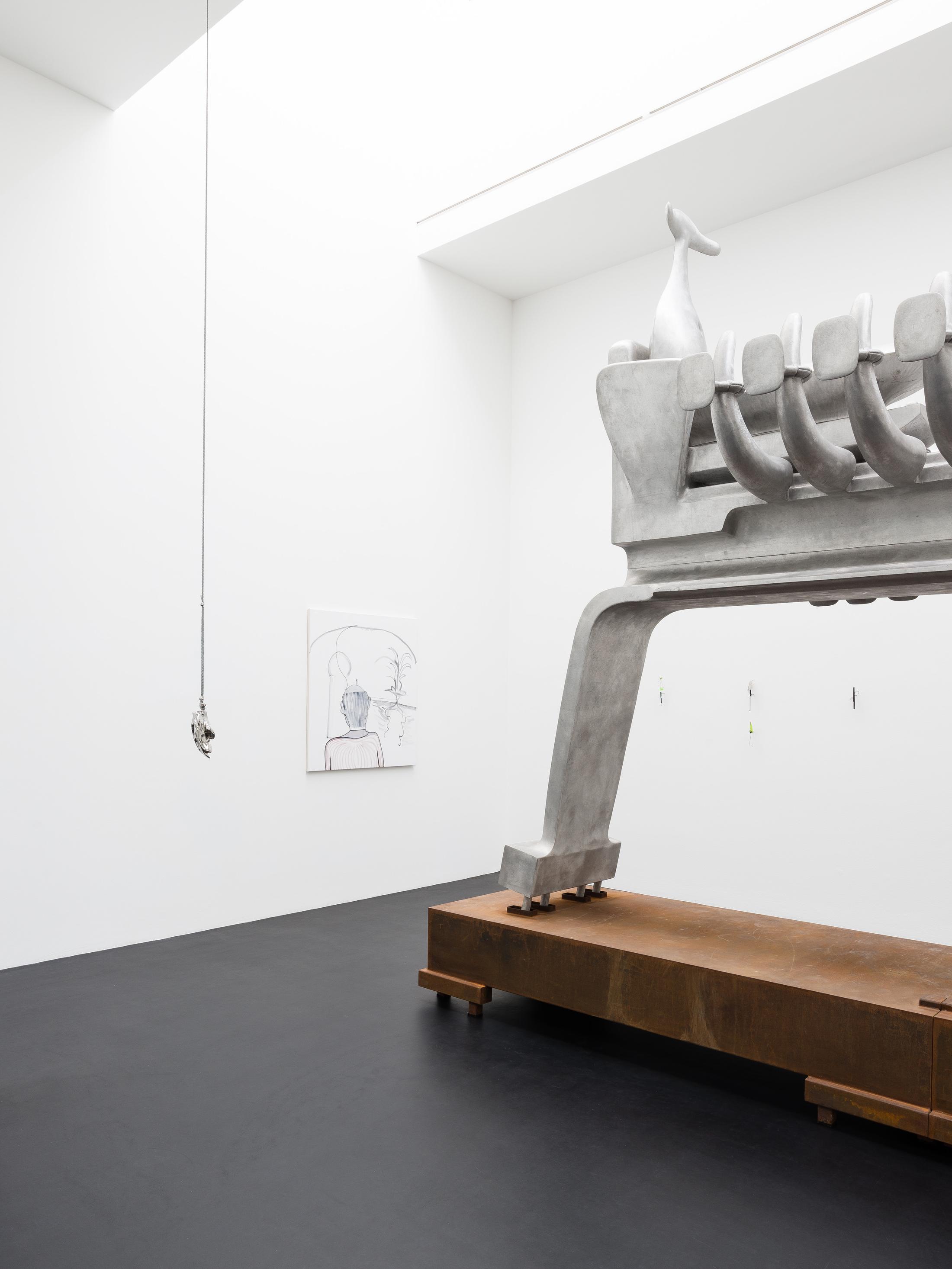 Exhibition View Groupshow «HOOKS & CLAWS» at Galerie Gregor Staiger, Zurich, 2020 / Photo: © Galerie Gregor Staiger / Courtesy: the artists and Galerie Gregor Staiger