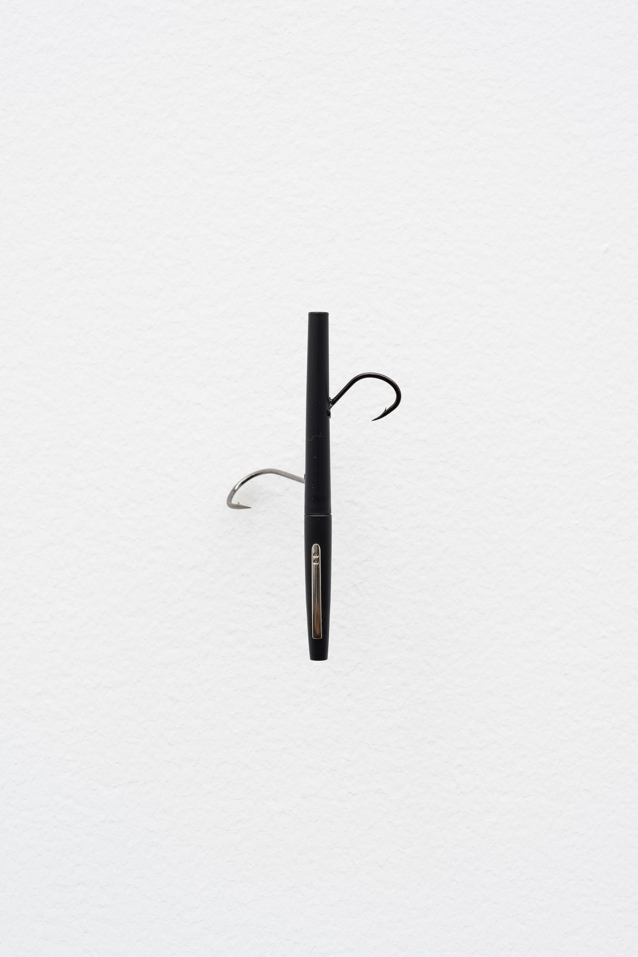 Exhibition View Groupshow «HOOKS & CLAWS; view on Kulisek / Lieske, Above The Gates, 2016» at Galerie Gregor Staiger, Zurich, 2020 / Photo: © Galerie Gregor Staiger / Courtesy: the artist & VI, VII, Oslo