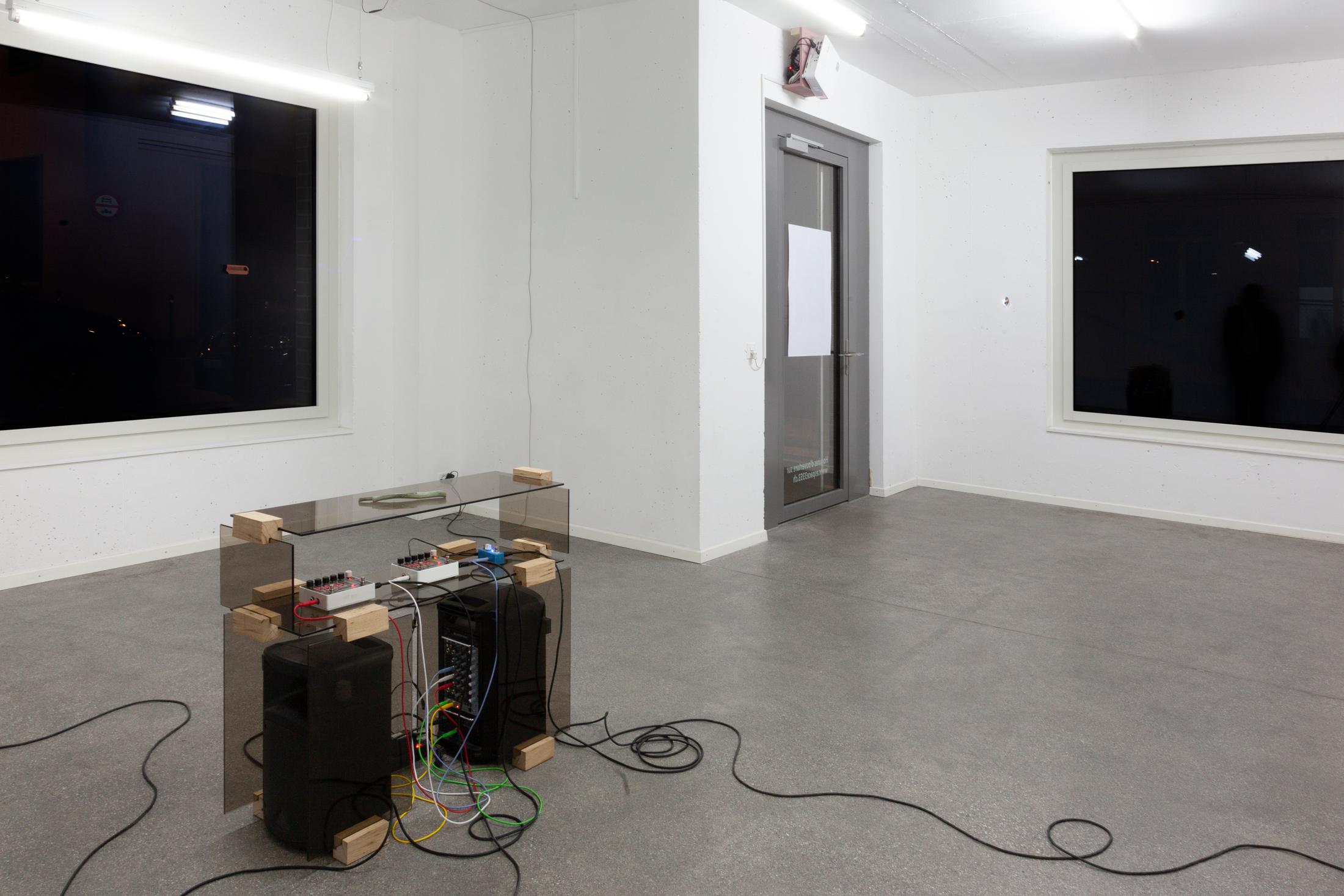 Exhibition View Hunter Longe Solo Show «Summoner» at Espace 3353, Carouge, 2023 / Photo: Anastasia Mityukova / Courtesy: the artist and Espace 3353