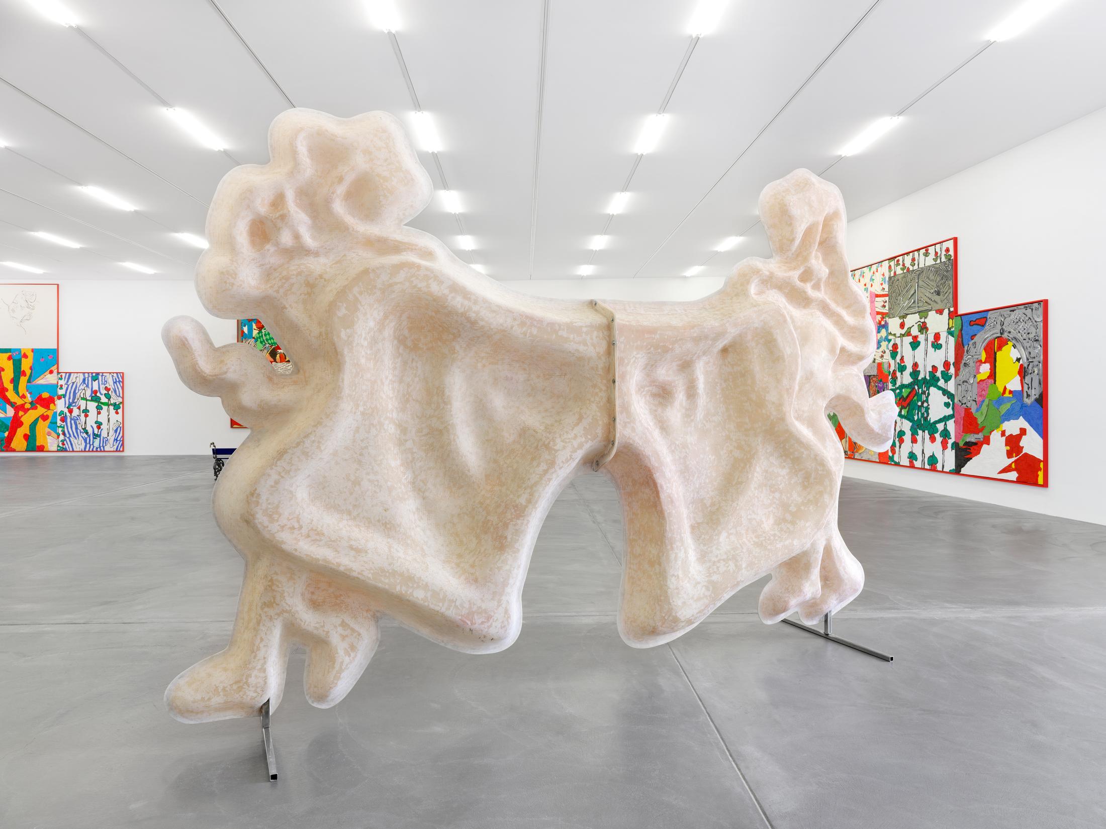 Exhibition View Ida Ekblad Soloshow «FRA ÅRE TIL OVN» at Kunsthalle Zürich,  Zurich, 2019 / © Photo: Annik Wetter / Courtesy: the artist and Kunsthalle Zürich