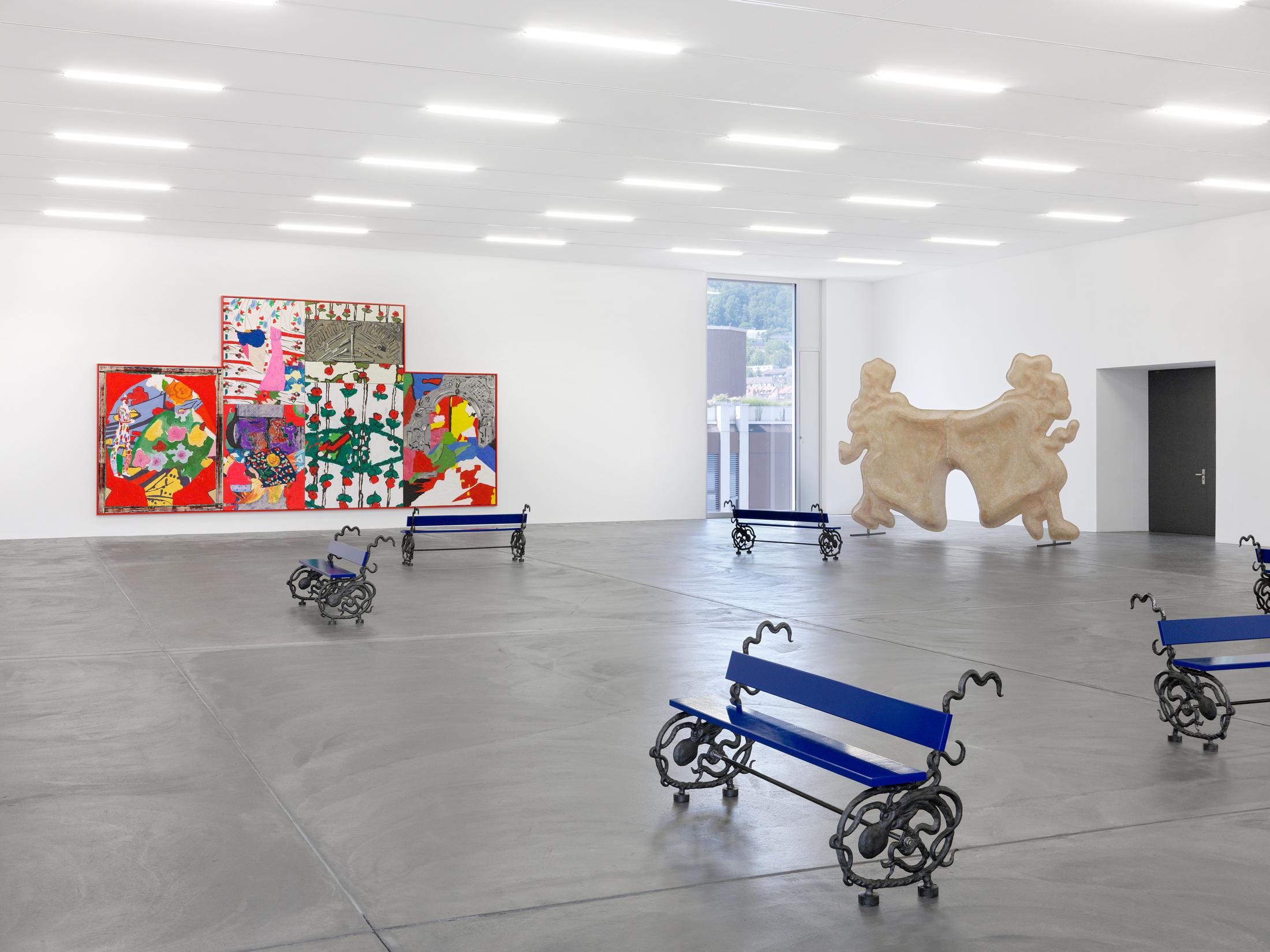 Exhibition View Ida Ekblad Soloshow «FRA ÅRE TIL OVN» at Kunsthalle Zürich,  Zurich, 2019 / © Photo: Annik Wetter / Courtesy: the artist and Kunsthalle Zürich