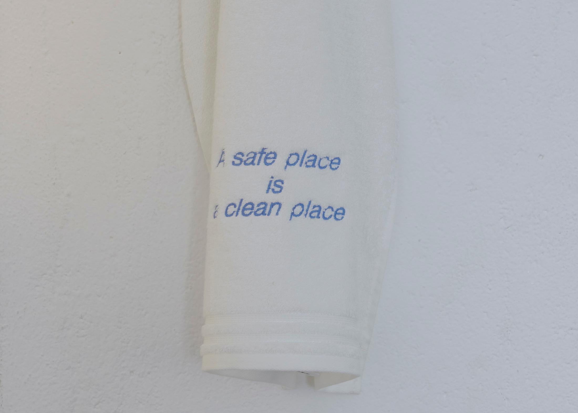 Exhibition View Duo Exhibition «Sunday Was Already Today; view on Ilaria Vinci» at WallStreet, Fribourg, 2020 / Photo: Guillaume Python / Courtesy: the artist and WallStreet