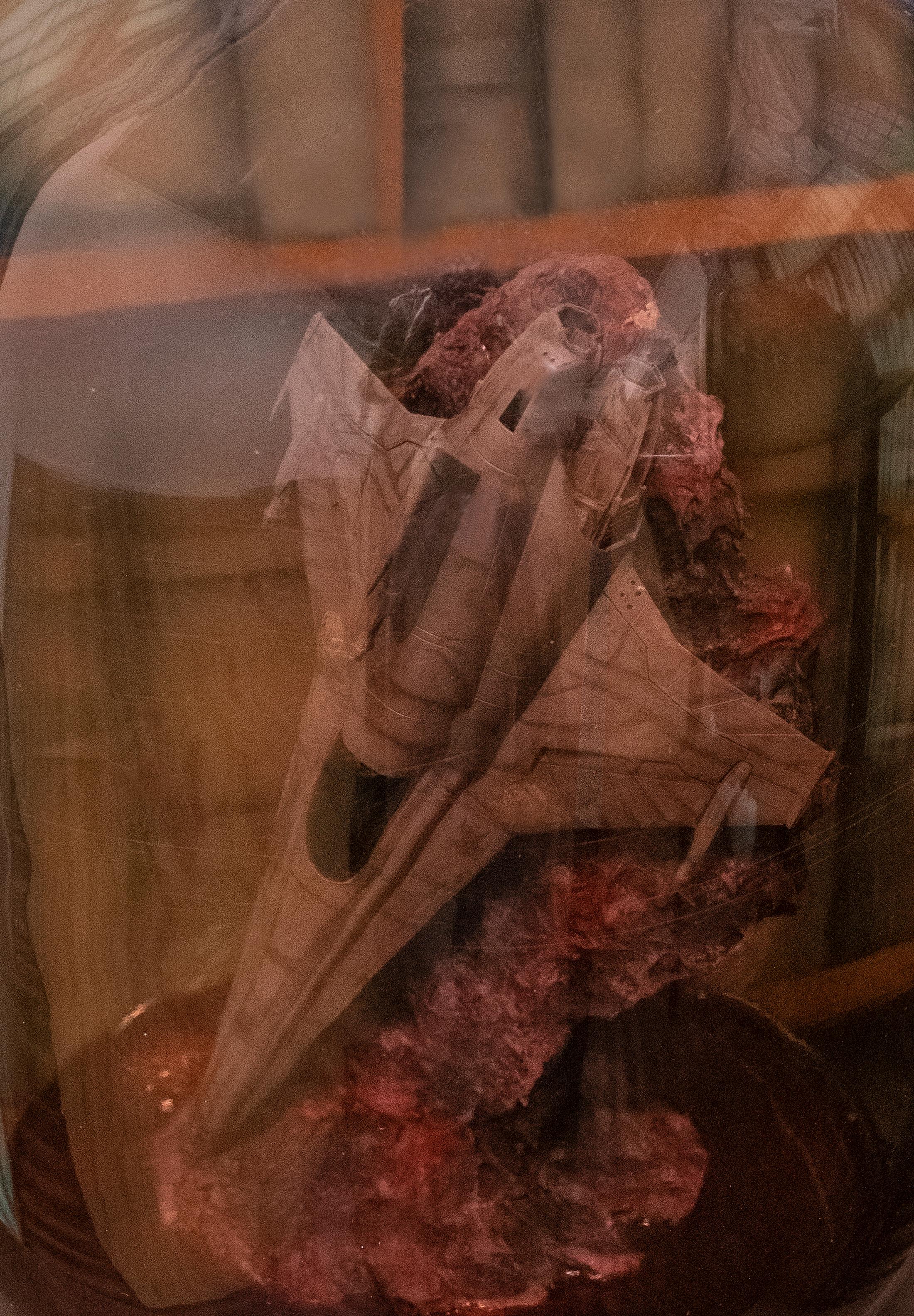 Exhibition View Ilaria Vinci Double Solo Show «Iris IV: Our Last Best Hope and Mind Gamer; view on Ilaria Vinci, A beating of giant wings (Viper MK VII), 2021» at Plymouth Rock and Longtang, Zurich, 2022 / Photo: Flavio Karrer / Courtesy: the artist, Plymouth Rock and Longtang