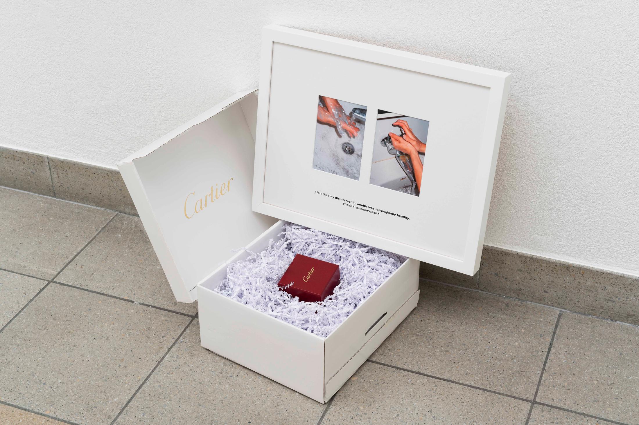 Exhibition View Group Show «Im Volksgarten; view on Olivia Ali ‡Tobias Kaspar, Lost in Messenger, 2020, from coreOATK or Stop Reading my Art as the Story of my Life, 2020, 8 frames with photographs and silkscreen text on matt board, shelf with various objects, 300 x 200 x 30 cm» at Kunsthaus Glarus, Glarus, 2020 / Photo: Gunnar Meier / Courtesy: the artist and Gallery Peter Kilchmann, Zurich