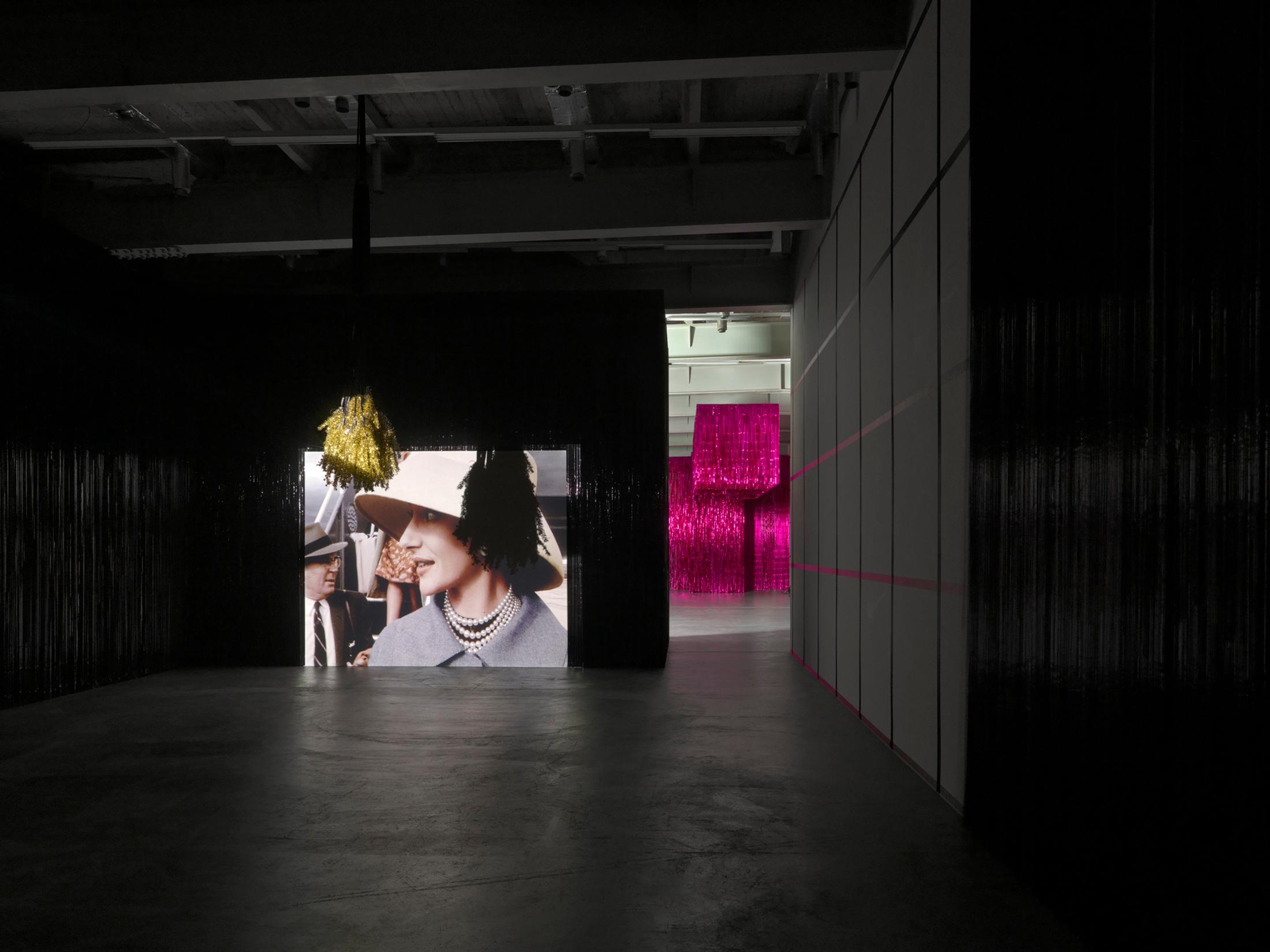 Exhibition View Jacqueline Fraser Solo Show «The Making of Maria by Callas» at Kunsthalle Zürich, Zurich, 2020 / Photo: Annik Wetter / Courtesy: the artist and Kunsthalle Zürich