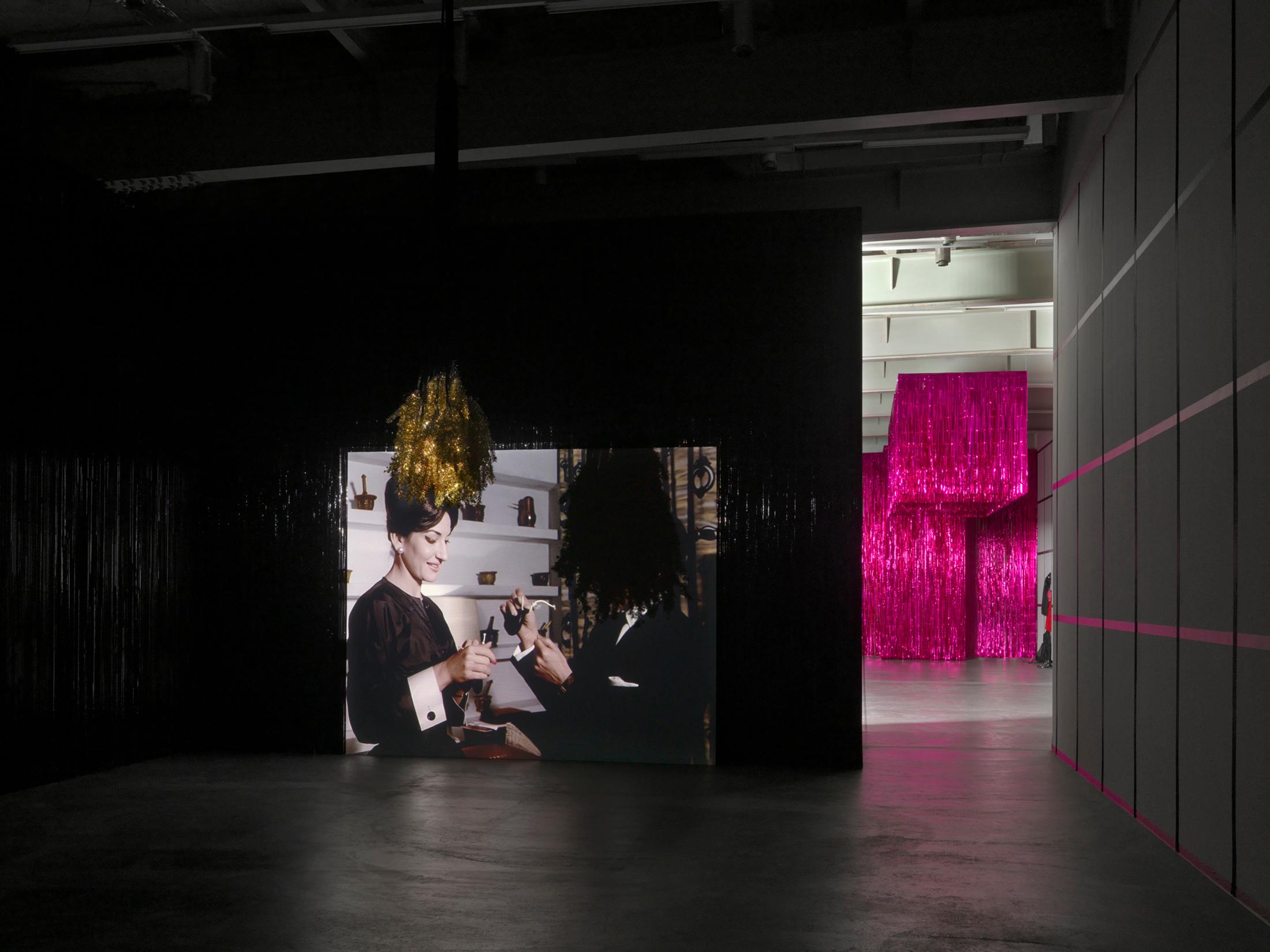Exhibition View Jacqueline Fraser Solo Show «The Making of Maria by Callas» at Kunsthalle Zürich, Zurich, 2020 / Photo: Annik Wetter / Courtesy: the artist and Kunsthalle Zürich