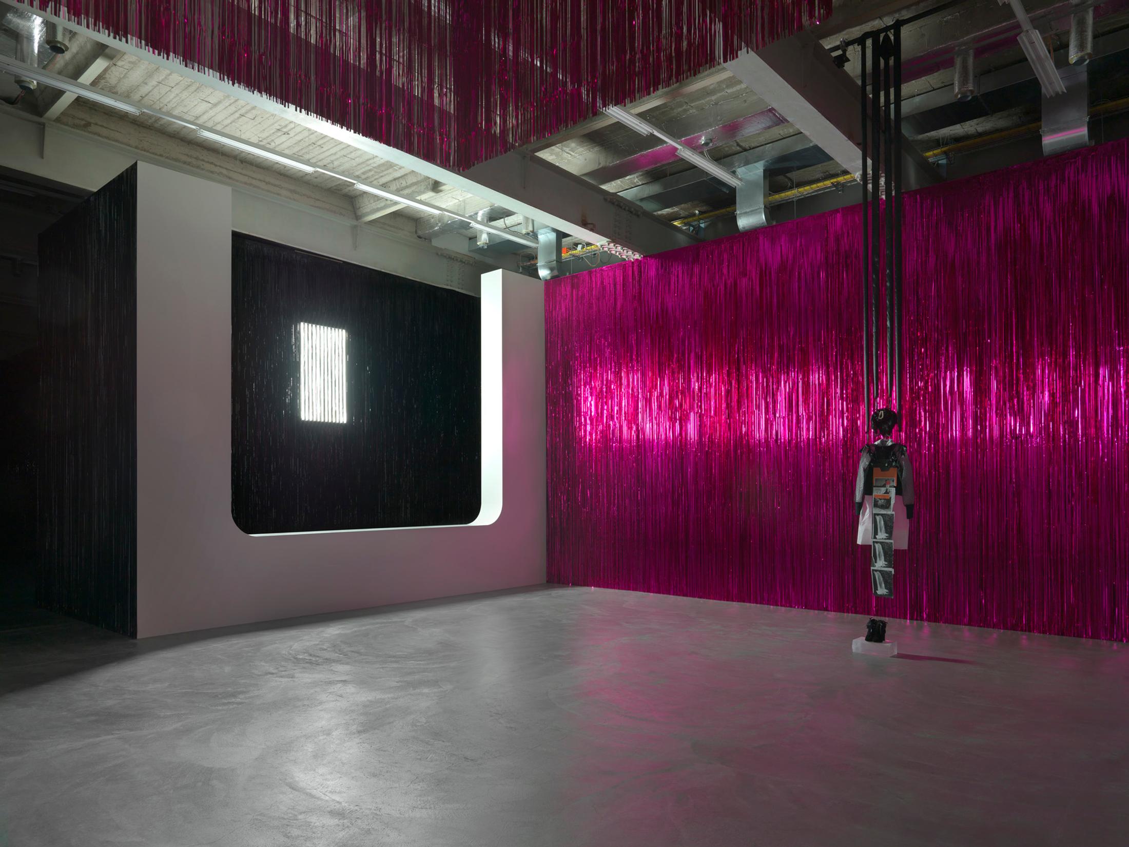 Exhibition View Jacqueline Fraser Solo Show «The Making of Maria by Callas» at Kunsthalle Zürich, Zurich, 2020 / Photo: Annik Wetter / Courtesy: the artist and Kunsthalle Zürich