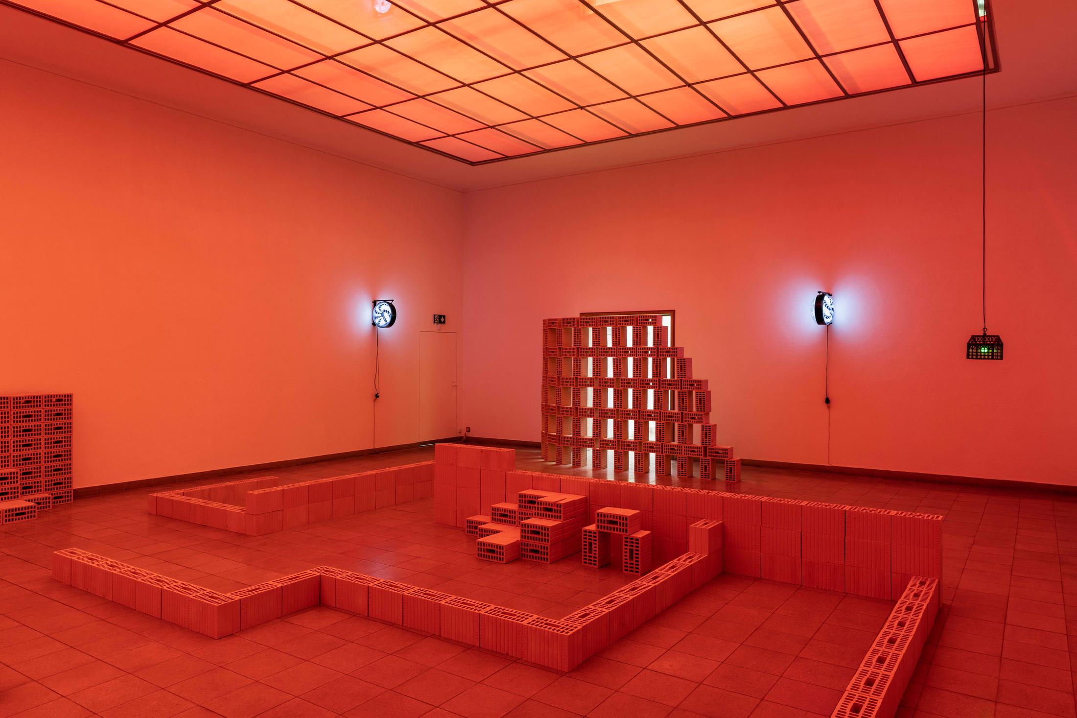 Exhibition View Jan Vorisek Soloshow «Collapse Poem; view on Devotion Strategy, 2020» at Kunsthaus Glarus, Glarus, 2020 / Photo: Gunnar Meier / Courtesy: the artist and Galerie Bernhard, Zurich