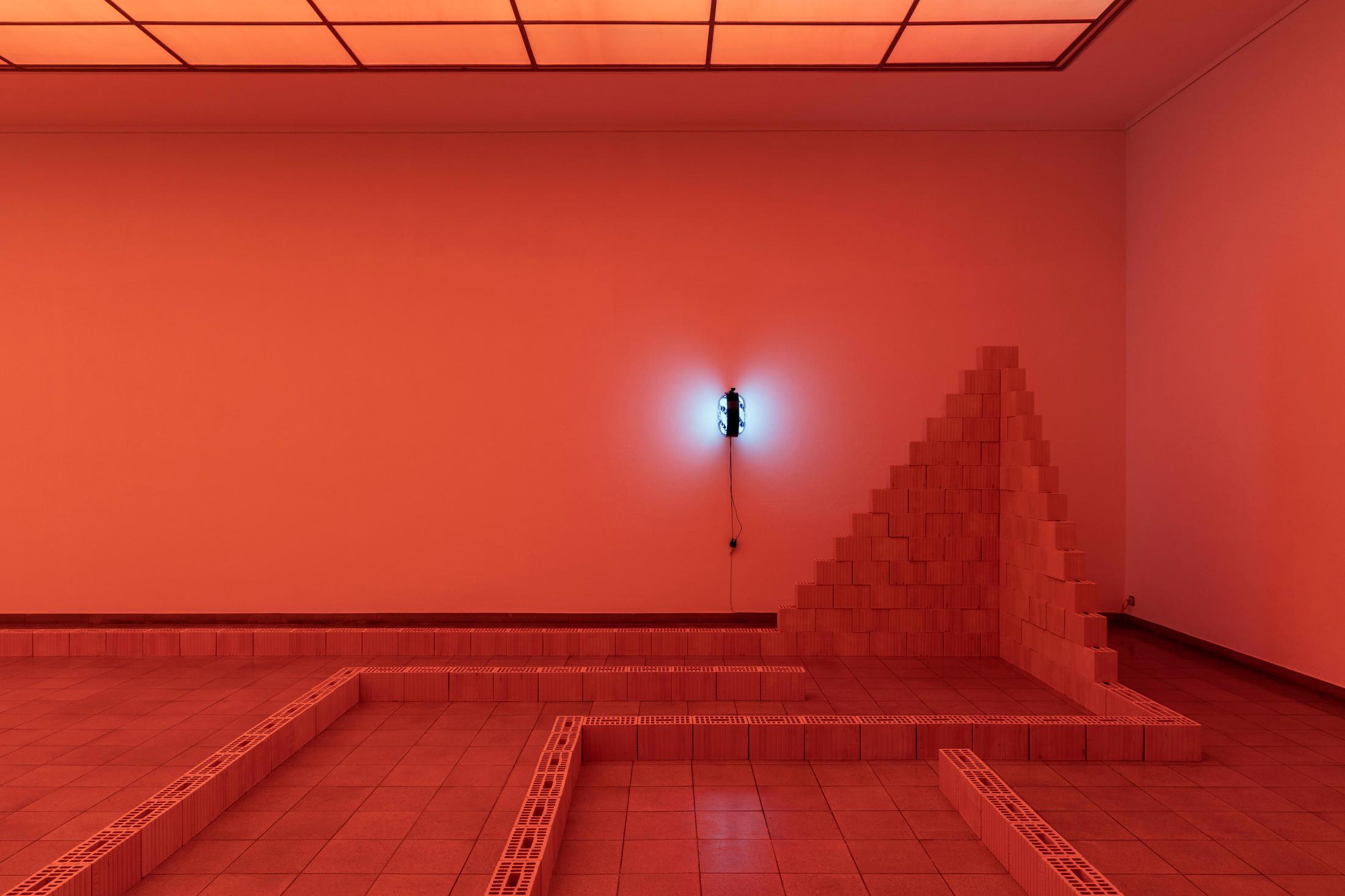 Exhibition View Jan Vorisek Soloshow «Collapse Poem; view on Devotion Strategy, 2020» at Kunsthaus Glarus, Glarus, 2020 / Photo: Gunnar Meier / Courtesy: the artist and Galerie Bernhard, Zurich