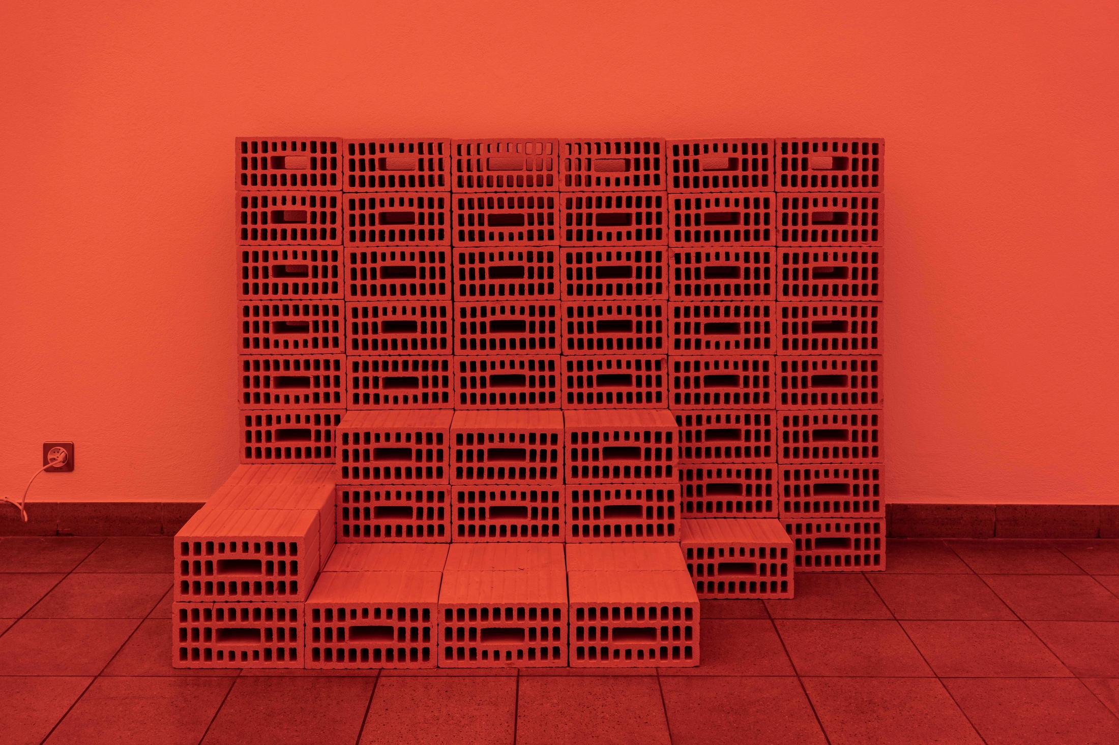 Exhibition View Jan Vorisek Soloshow «Collapse Poem; view on Devotion Strategy, 2020» at Kunsthaus Glarus, Glarus, 2020 / Photo: Gunnar Meier / Courtesy: the artist and Galerie Bernhard, Zurich