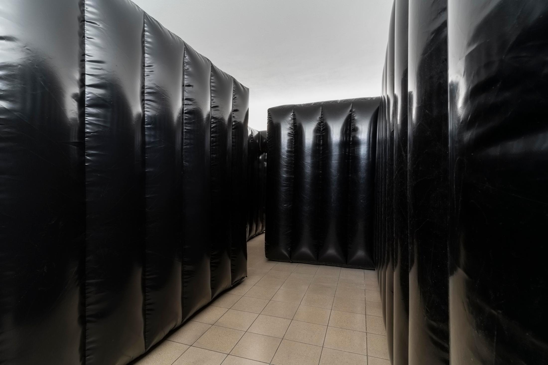 Exhibition View Jan Vorisek Soloshow «Collapse Poem; view on Devotion Strategy, 2020» at Kunsthaus Glarus, Glarus, 2020 / Photo: Gunnar Meier / Courtesy: the artist and Galerie Bernhard, Zurich