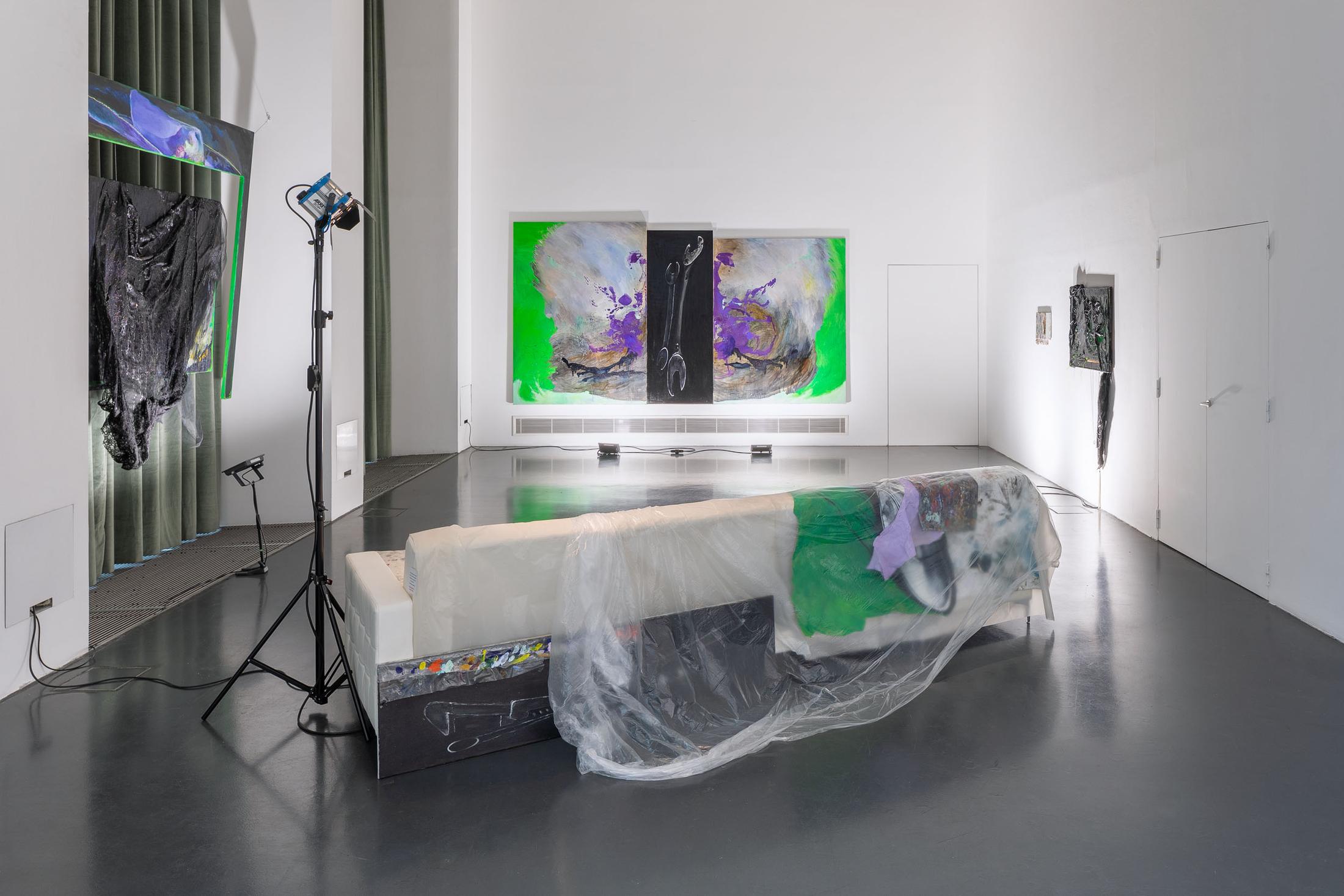 Exhibition View Jasmine Gregory  Solo Show «Mommie dearest» at Istituto Svizzero, Milan, 2022 / Photo: Giulio Boem / Courtesy: the artist and Istituto Svizzero