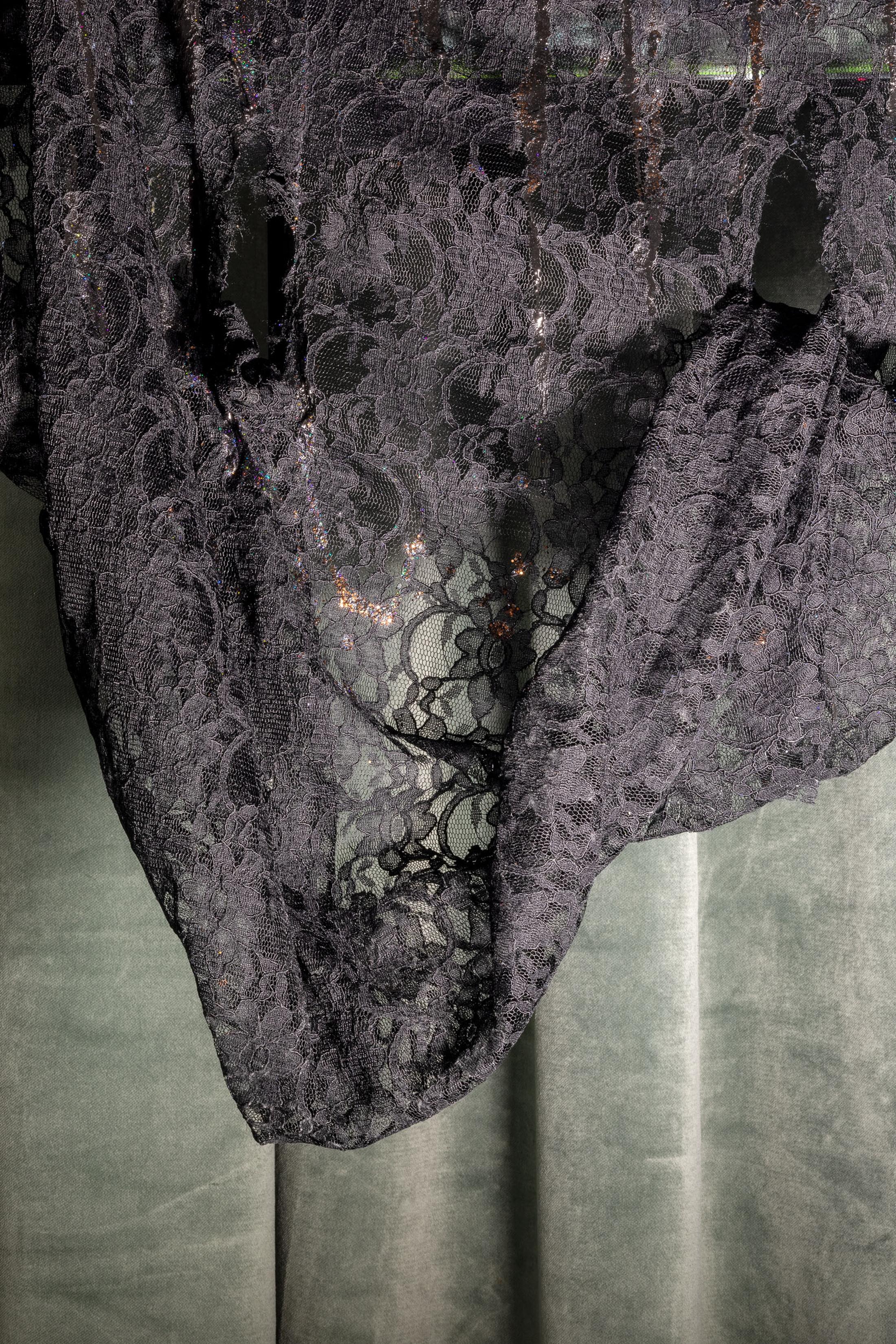 Exhibition View Jasmine Gregory  Solo Show «Mommie dearest» at Istituto Svizzero, Milan, 2022 / Photo: Giulio Boem / Courtesy: the artist and Istituto Svizzero