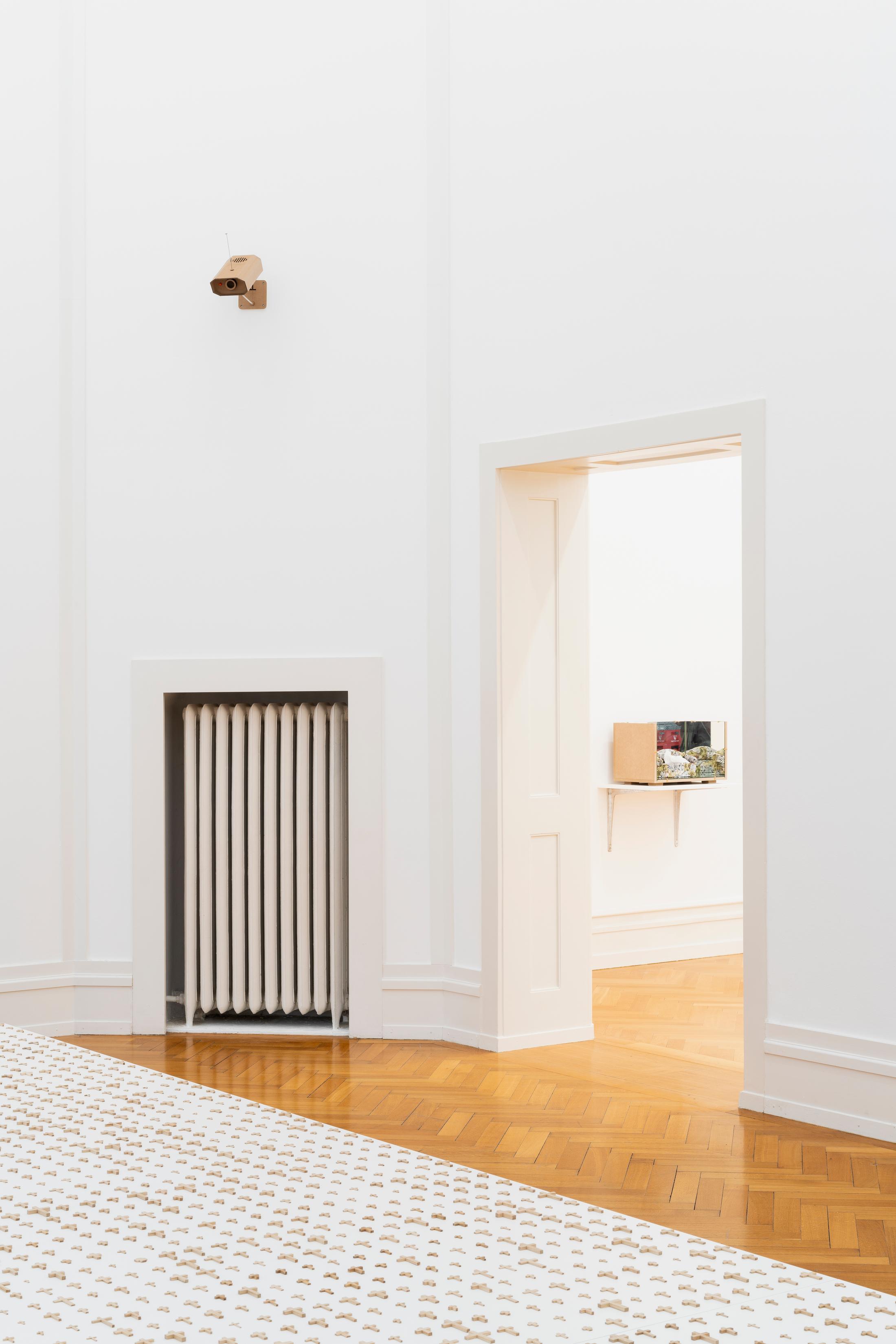 Exhibition View Jean-Frédéric Schnyder Solo Show at Kunsthalle Bern, Berne, 2022 / Photo: Gunnar Meier / Courtesy: the artist and Kunsthalle Bern