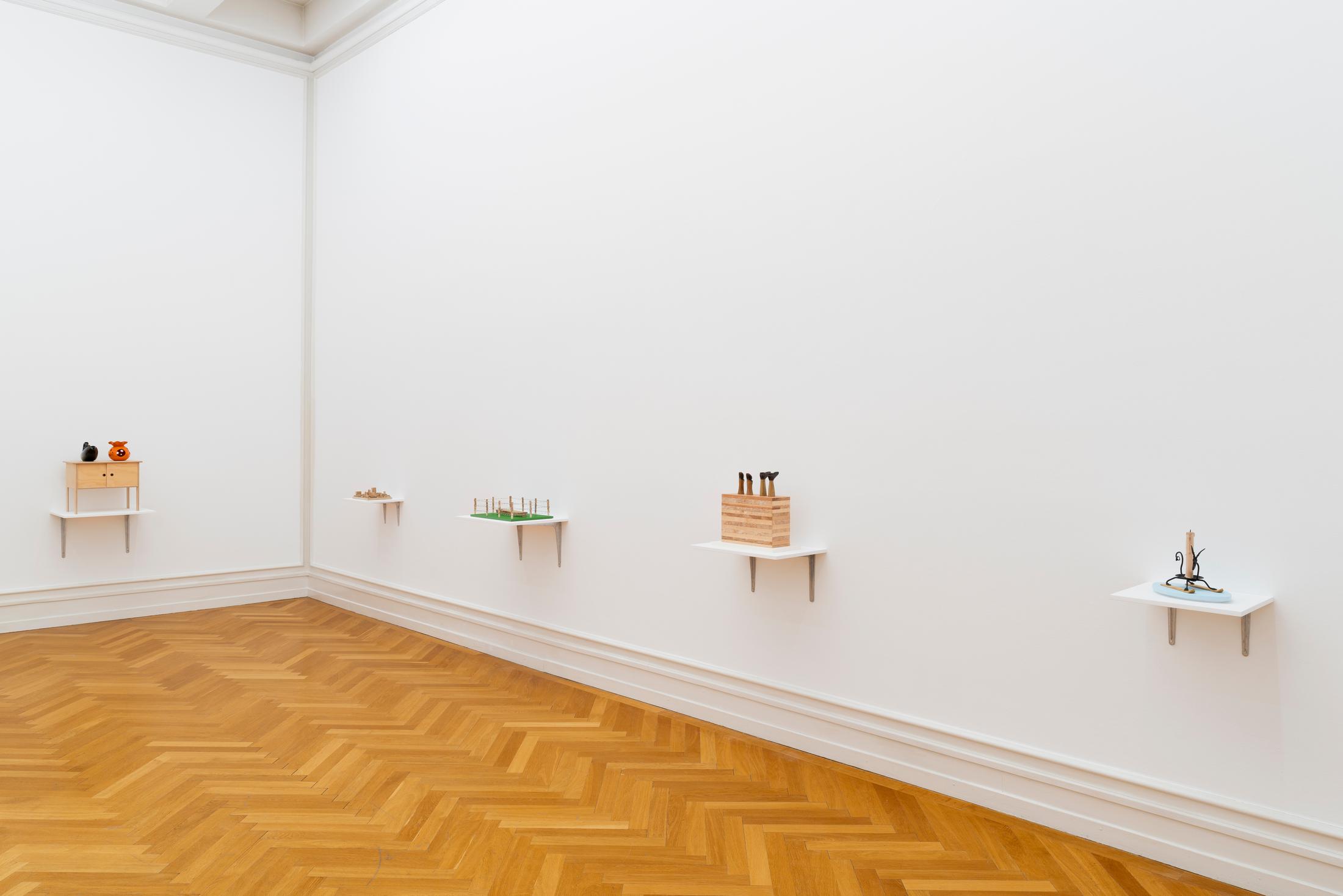 Exhibition View Jean-Frédéric Schnyder Solo Show at Kunsthalle Bern, Berne, 2022 / Photo: Gunnar Meier / Courtesy: the artist and Kunsthalle Bern
