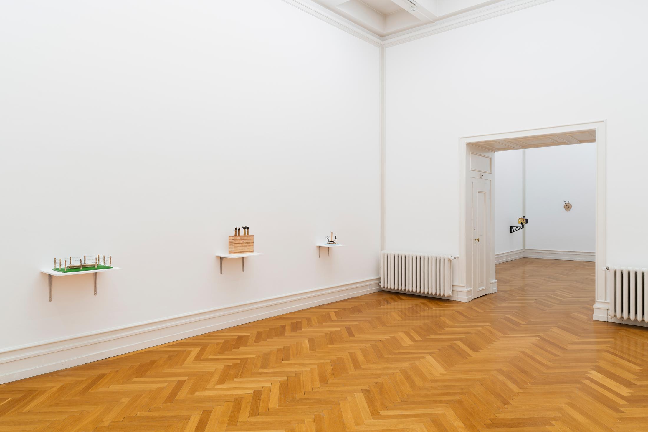 Exhibition View Jean-Frédéric Schnyder Solo Show at Kunsthalle Bern, Berne, 2022 / Photo: Gunnar Meier / Courtesy: the artist and Kunsthalle Bern