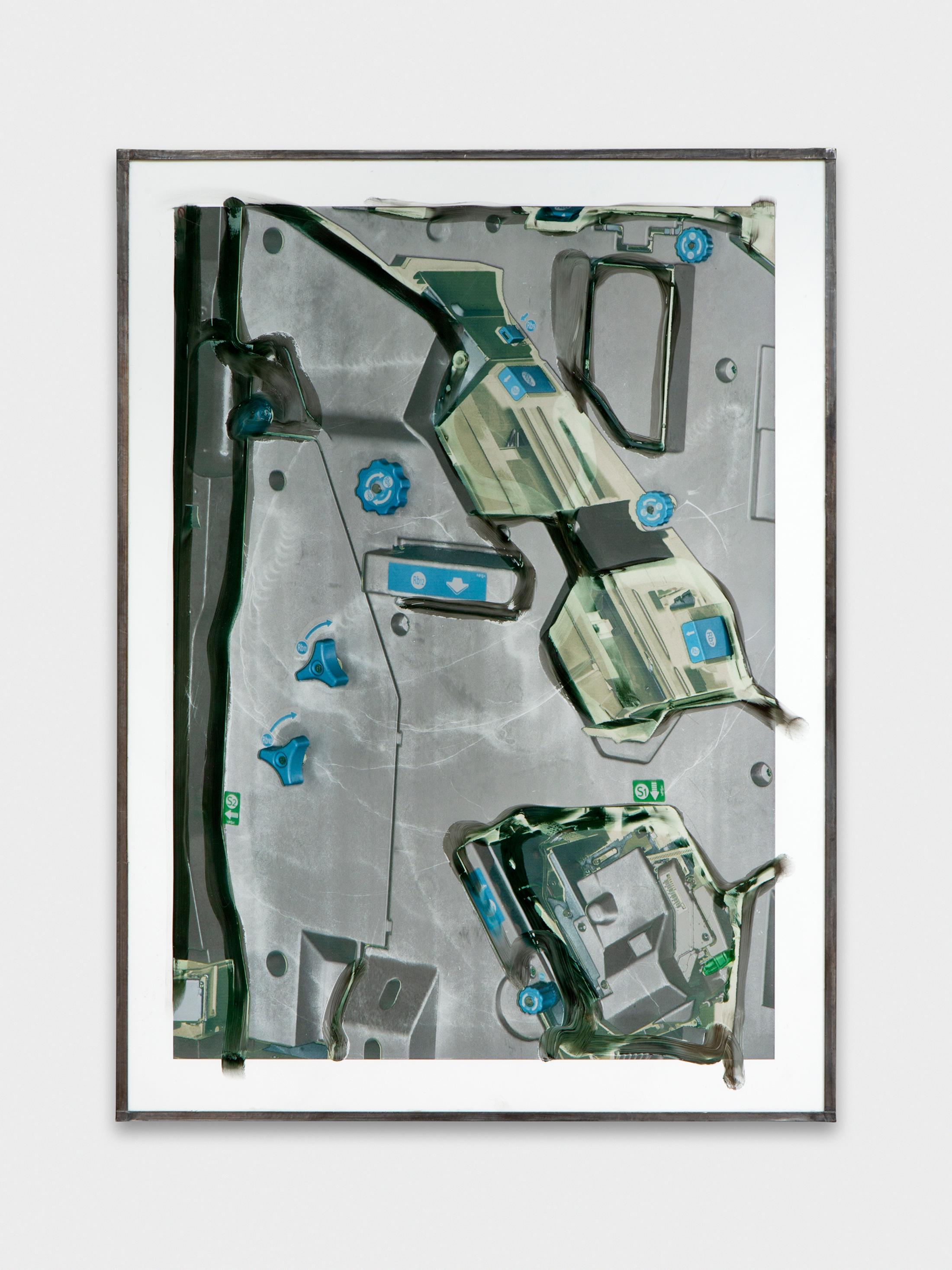 Exhibition View Jean-Vincent Simonet Solo Show «Heirloom; view on Jean-Vincent Simonet, Untitled (heirloom), 2022» at Sentiment, Zurich 2022 / Photo: Philipp Rupp and Julien Gremaud / Courtesy: the artist and Sentiment