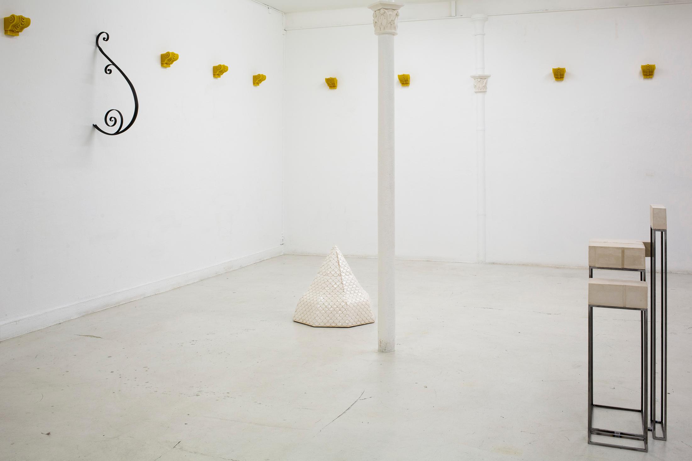 Exhibition View Jeanne Tara Solo Show «L'utile et l'agréable» at andata.ritorno, Geneva, 2023 / Photo: Carla da Silva / Courtesy: the artist and andata.ritorno