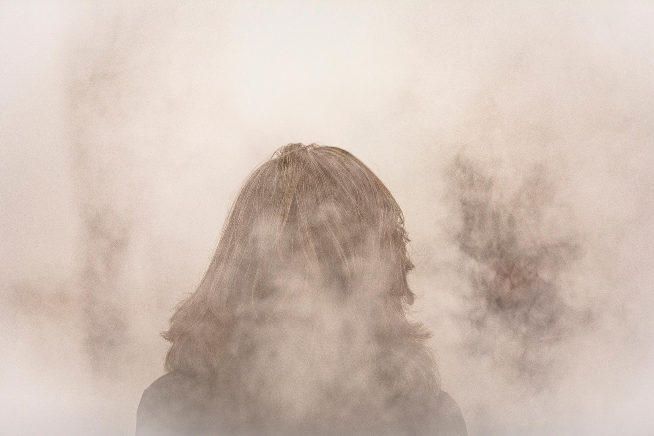Exhibition view Jeppe Hein "Inhale, Hold, Exhale" at Kunstmuseum Thun, 2018 / Photo: Ian G. C. White / Courtesy: the artist