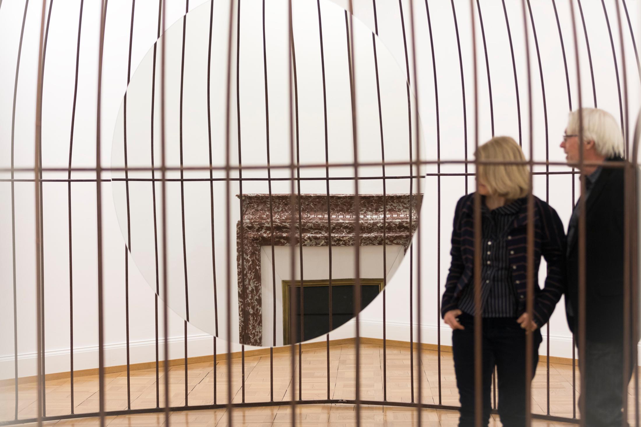 Exhibition view Jeppe Hein "Inhale, Hold, Exhale" at Kunstmuseum Thun, 2018 / Photo: Ian G. C. White / Courtesy: the artist