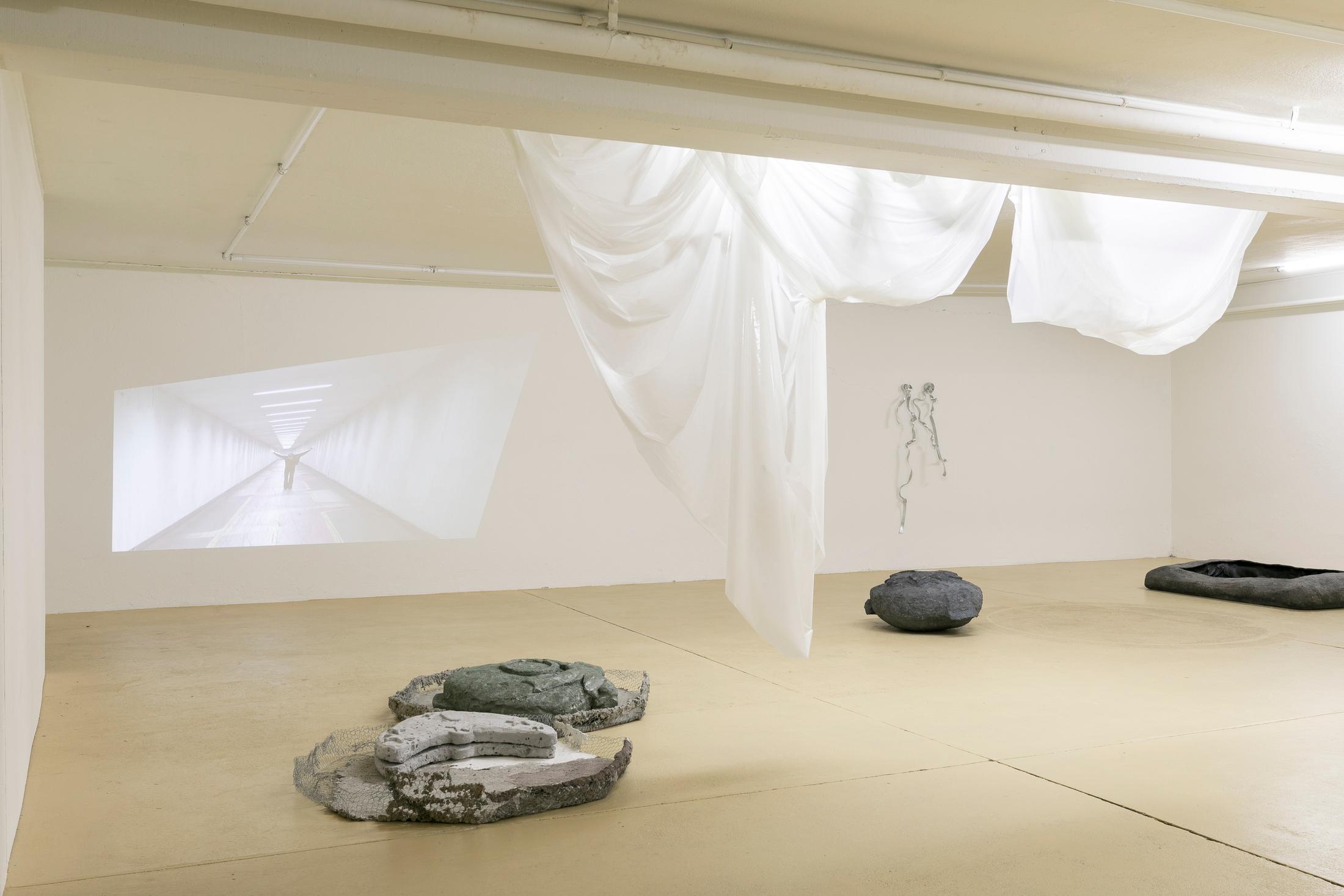 Exhibition View Julia Znoj Solo Show «aquadrome bubblepad» at unanimous consent, Zurich, 2021 / Photo: Michal Florence Schorro / Courtesy: unanimous consent and the artist