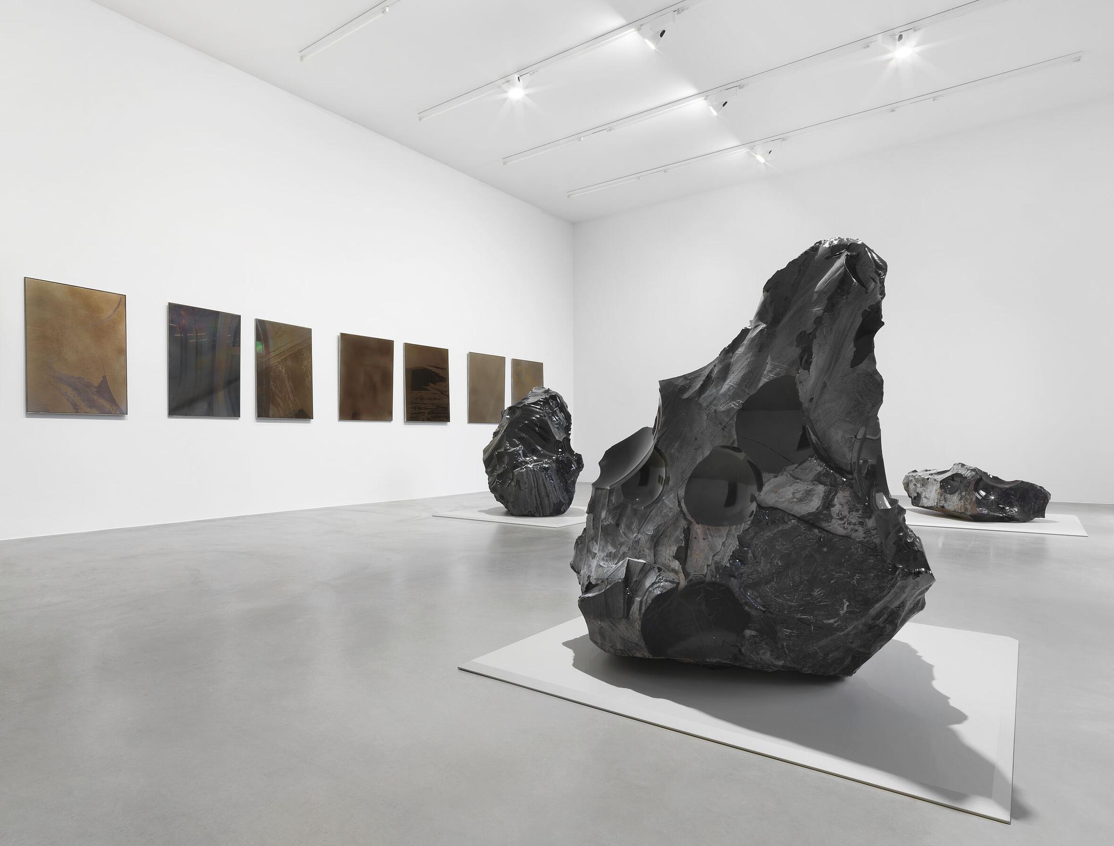 Exhibition View Julian Charrière Soloshow «Towards No Earthly Pole; view on Julian Charrière, Thickens, Pools, Flows, Rushes, Slows, 2020 & A Sky Taste of Rock, 2016» at Aargauer Kunsthaus, Aarau, 2020 / Photo: Jens Ziehe / © 2020, ProLitteris, Zürich / Courtesy: the artist
