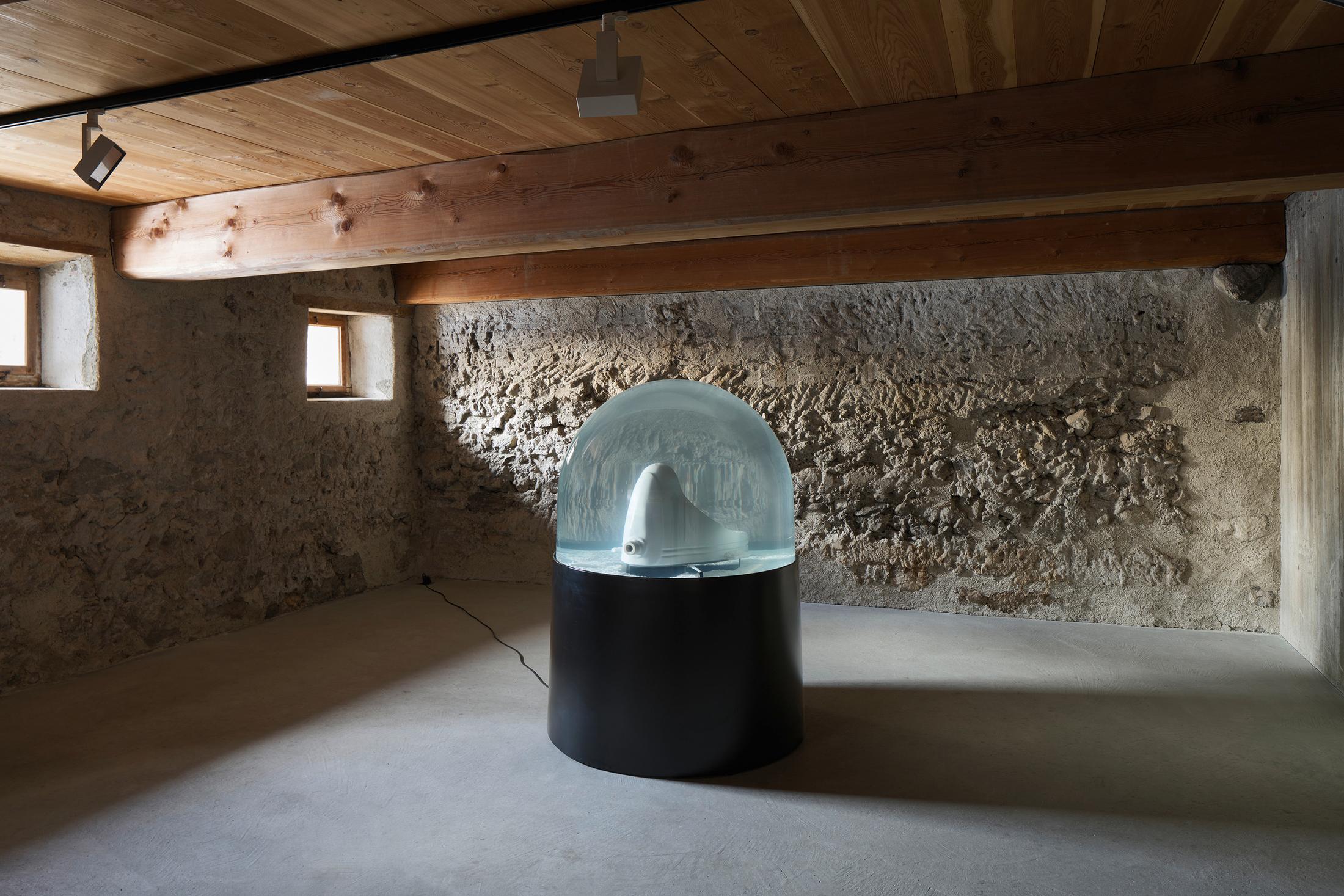 Installation View Julian Charrière Soloshow «Ever Since We Crawled Out / view on An Invitaton to Disappear, 2018» at Galerie Tschudi, Zuoz / Photo: Ralph Feiner / Courtesy: the artist and Galerie Tschudi, Zuoz