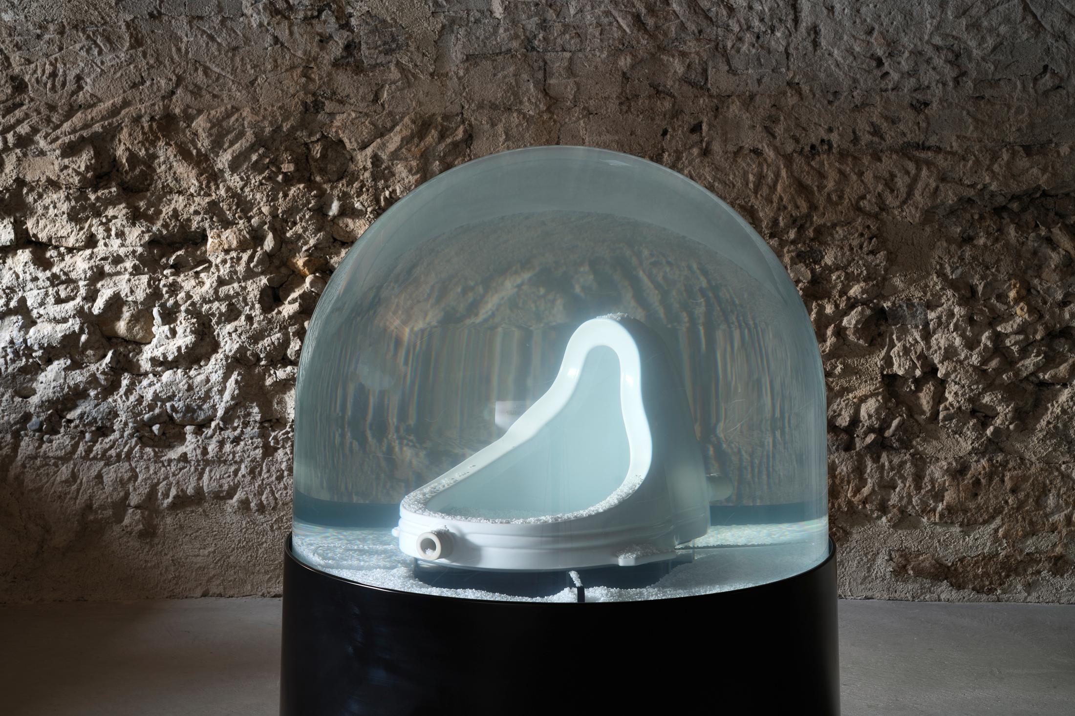 Installation View Julian Charrière Soloshow «Ever Since We Crawled Out / view on An Invitaton to Disappear, 2018» at Galerie Tschudi, Zuoz / Photo: Ralph Feiner / Courtesy: the artist and Galerie Tschudi, Zuoz