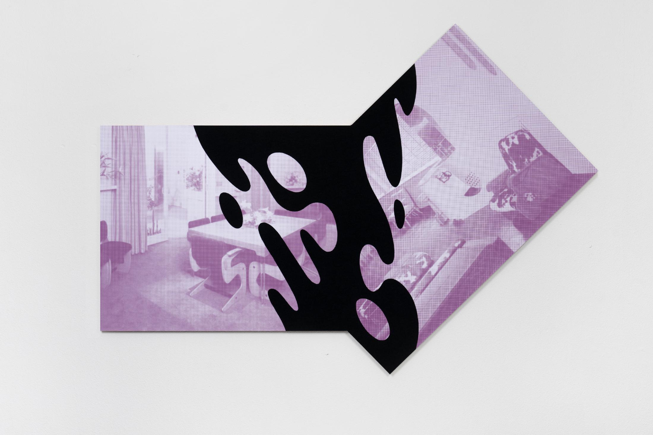 Exhibition View Julian Göthe Solo Show «The Fat Shadow; view on Julian Göthe, The Fat Shadow II, 2021» at suns.works, Zurich, 2021 / Photo: Claude Barrault / Courtesy: the artist and suns.works