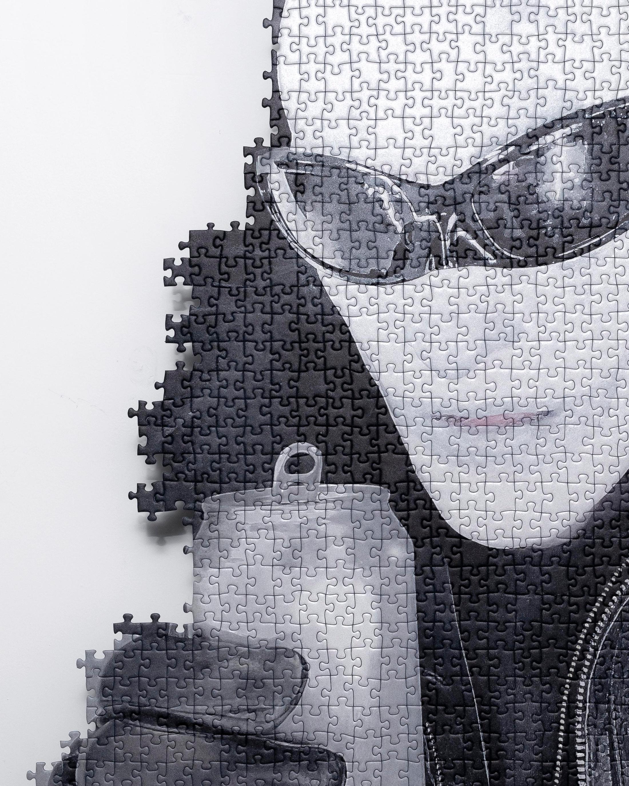 Exhibition View Julian-Jakob Kneer Solo Show «SHOOTING STAR, view on Julian-Jakob Kneer, DOPPELGÄNGER (Detail), 2022» at Blue Velvet Projects, Zurich, 2022 / Photo: Nicola Duc / Courtesy: the artist and Blue Velvet Projects