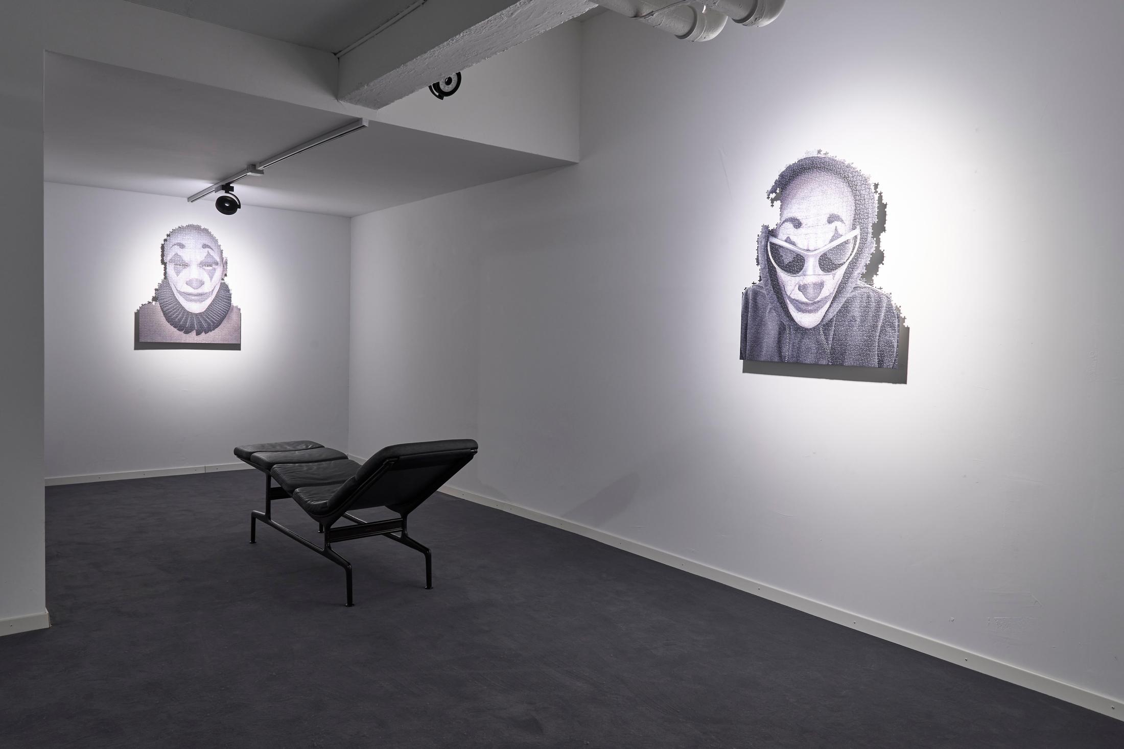 Exhibition View Julian-Jakob Kneer Solo Show «SHOOTING STAR» at Blue Velvet Projects, Zurich, 2022 / Photo: Nicola Duc / Courtesy: the artist and Blue Velvet Projects