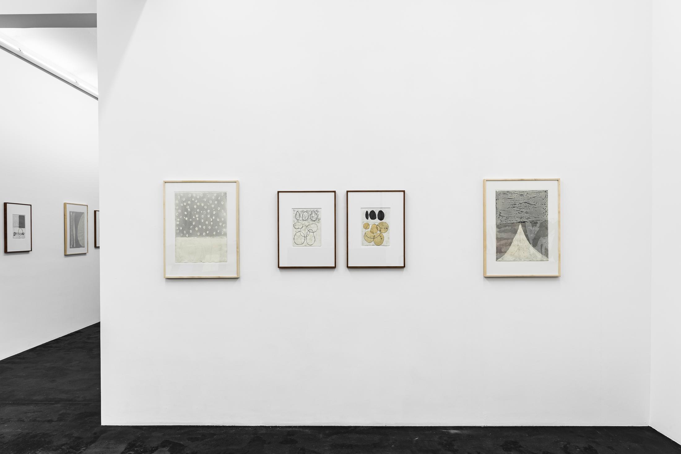 Exhibition View Jürgen Partenheimer Solo Show «Vasts Apart [Hamburger Block]» at Häusler Contemporary, Zurich, 2022-2023 / Photo: Peter Baracchi / Courtesy: the artist and Häusler Contemporary