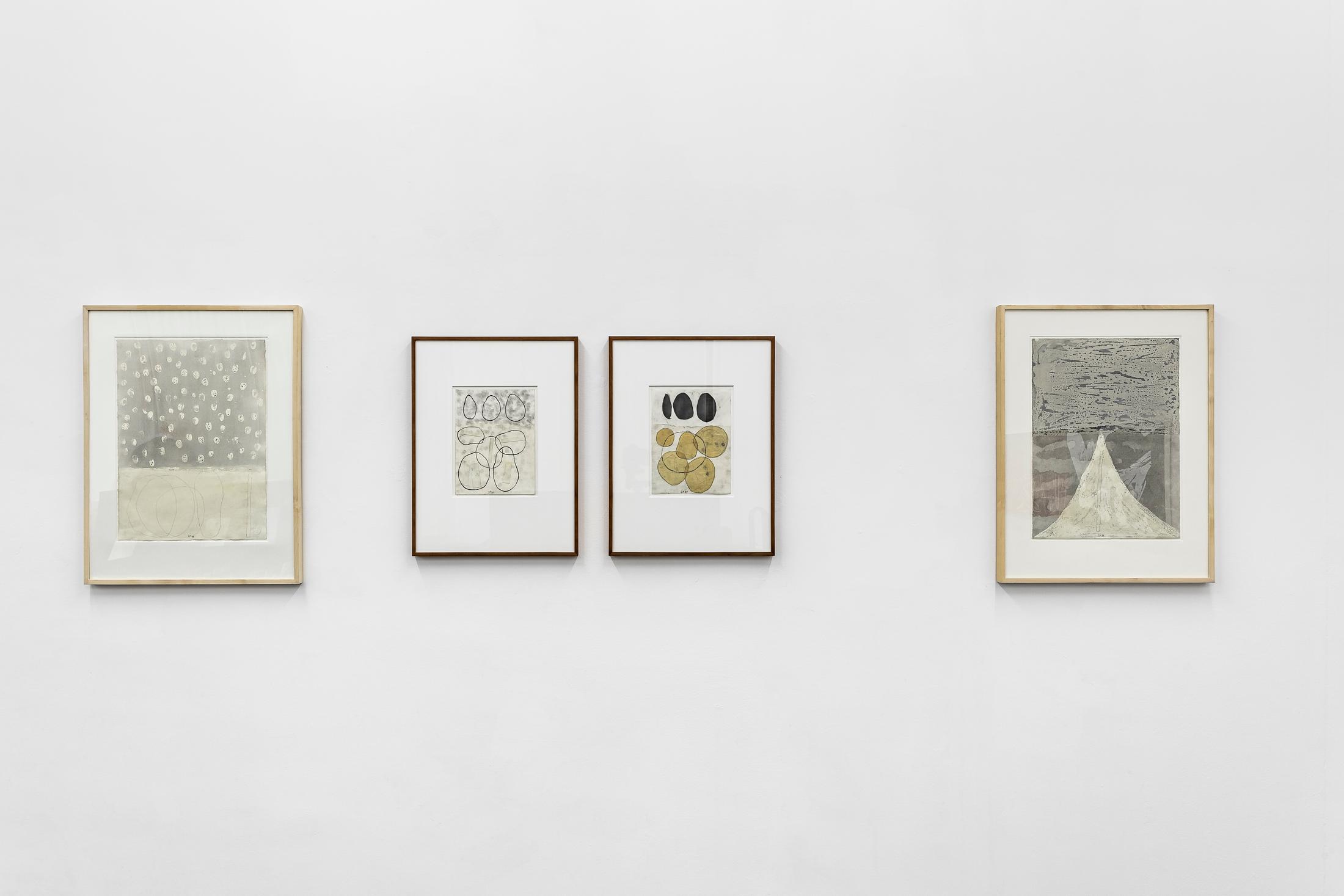 Exhibition View Jürgen Partenheimer Solo Show «Vasts Apart [Hamburger Block]» at Häusler Contemporary, Zurich, 2022-2023 / Photo: Peter Baracchi / Courtesy: the artist and Häusler Contemporary