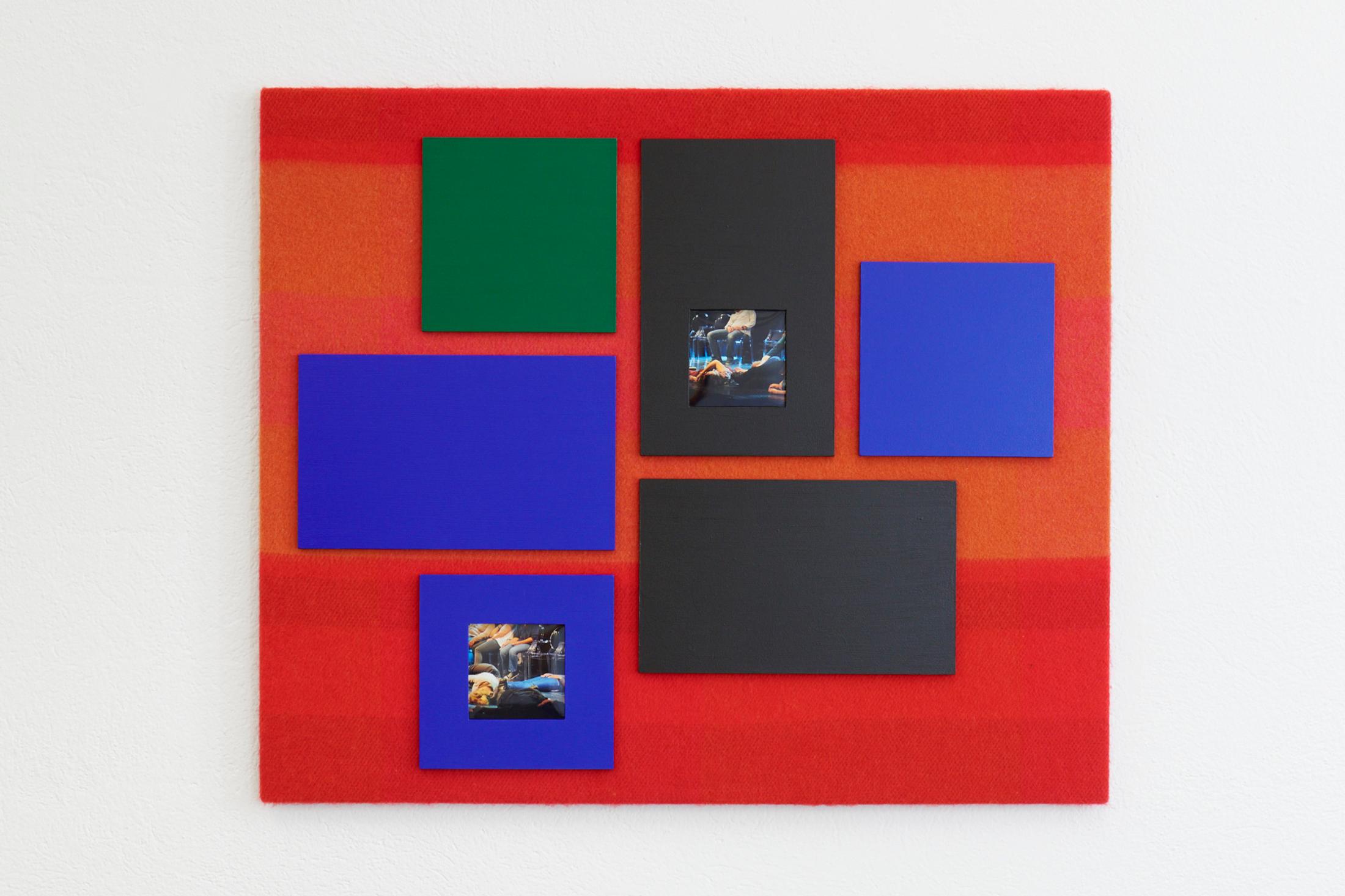 Exhibition View Karin Borer and Monika Emmanuelle Kazi Duo Show «Blink; view on Karin Borer, Broken Arm Box, 2021» at WallStreet, Fribourg, 2021 / Photo: Guillaume Python / Courtesy: the artist and WallStreet