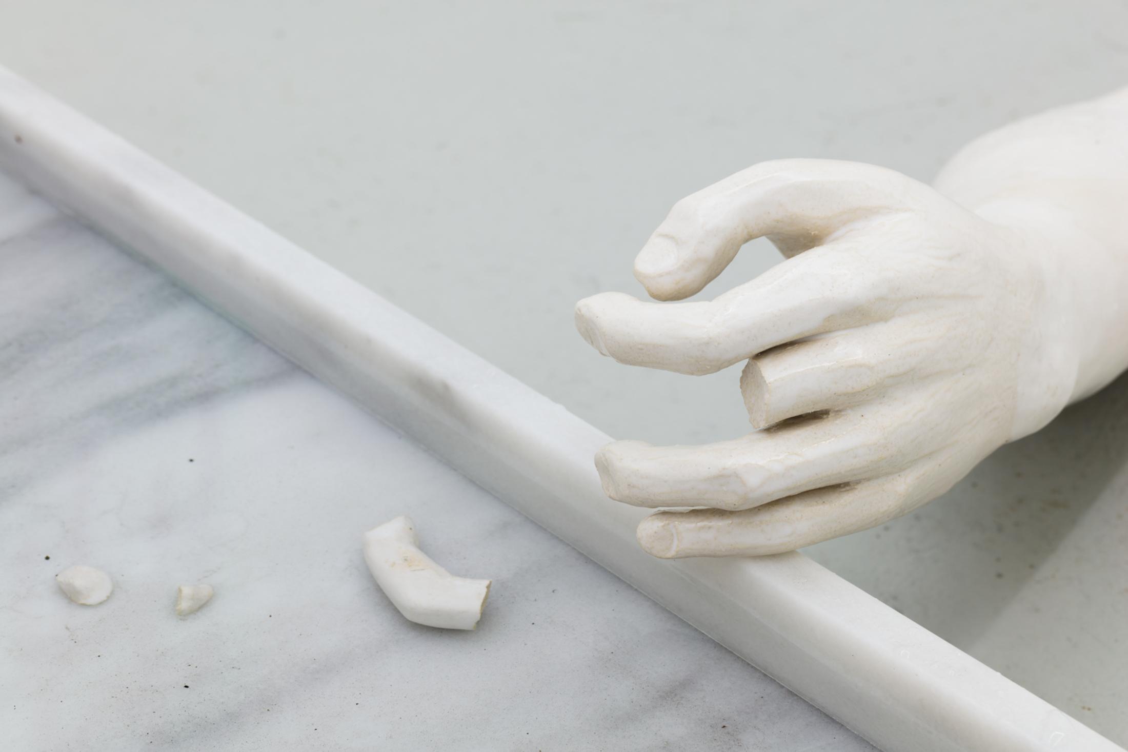 Exhibition View Kasia Fudakowski, Maria Loboda, Zoe Paul at SALTS, Birsfelden / Photo: Gunnar Meier / Courtesy SALTS & the Artists / Samuel Leuenberger & Elise Lammer