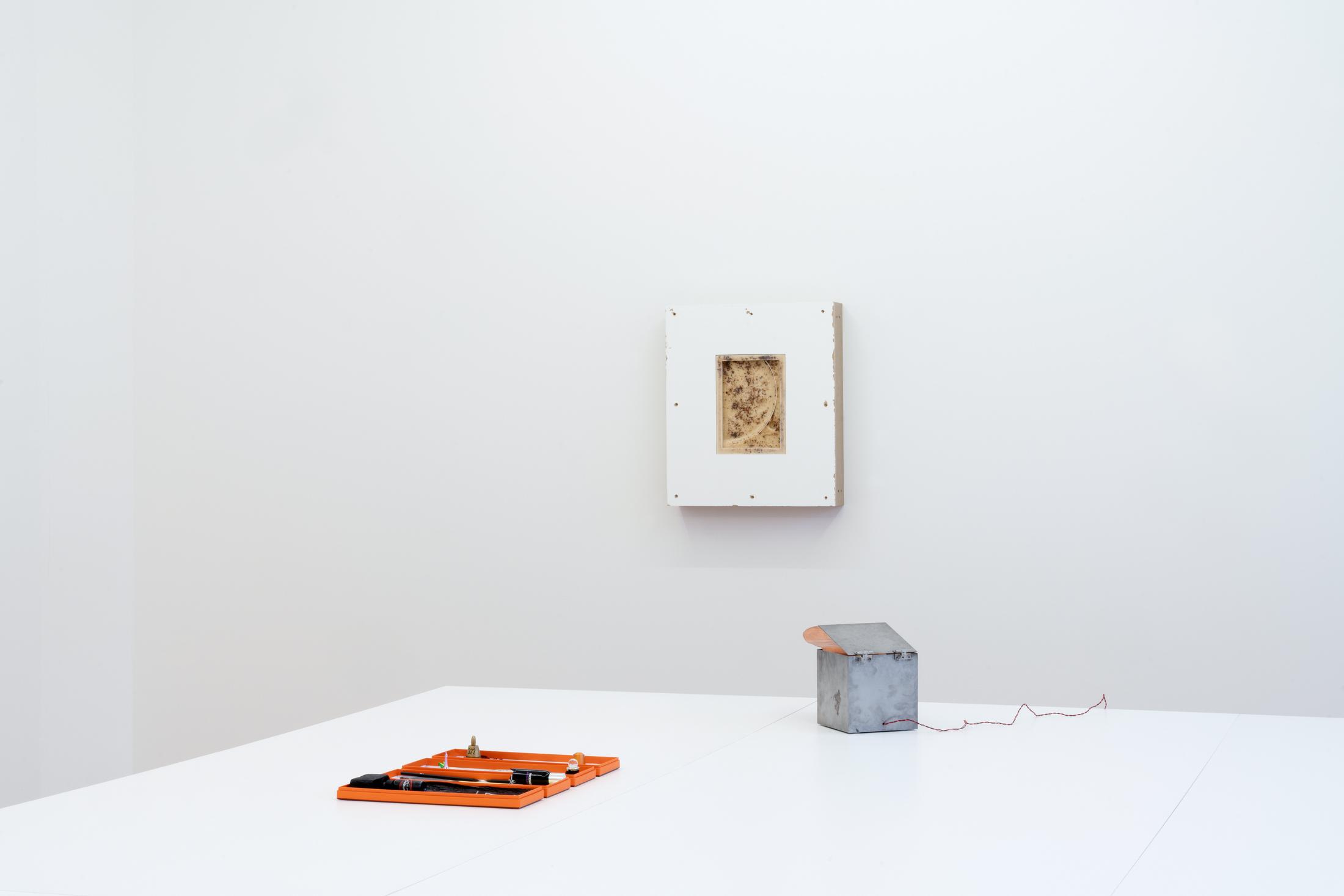 Exhibition View Groupshow «Kasten» at Stadtgalerie, Bern, 2020 / Photo: CE / Courtesy: the artists and Stadtgalerie, Bern